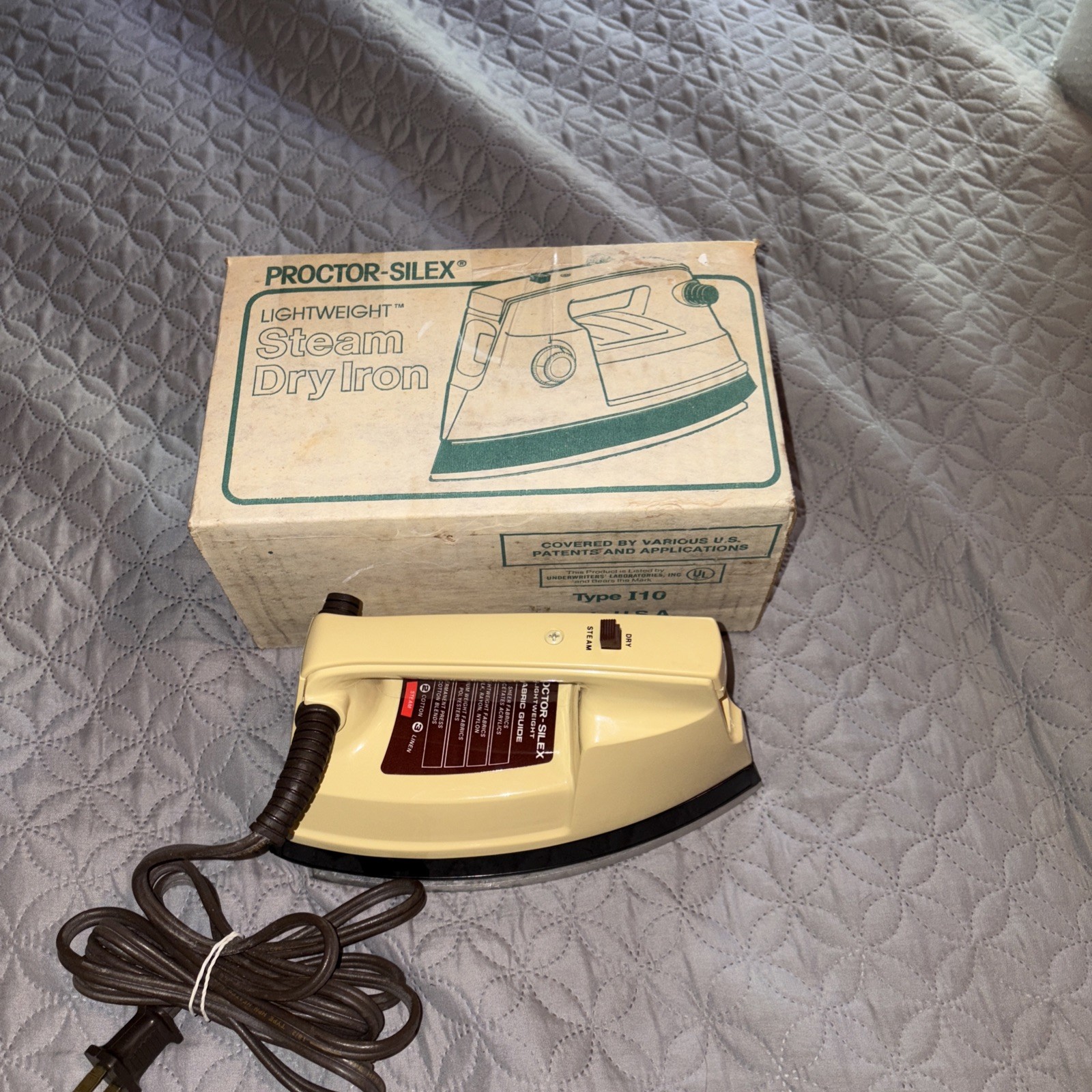 Vintage Proctor Silex Electric Steam Dry Iron I1302 Works Perfect For Crafts