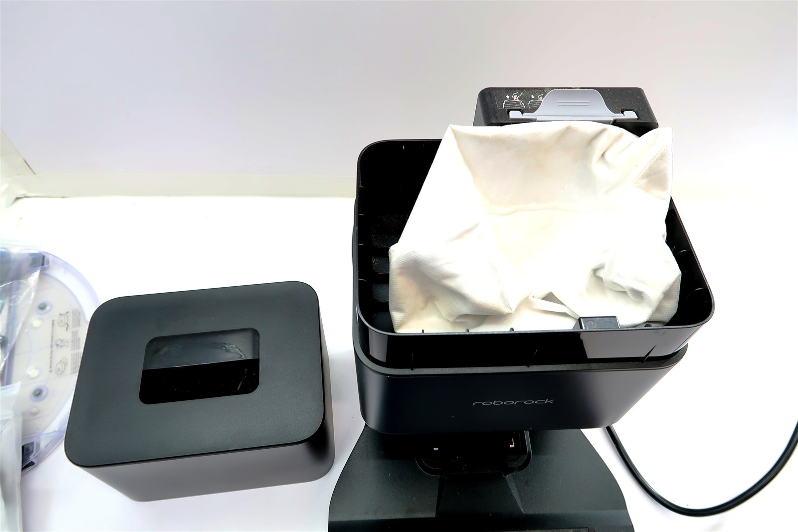 ROBOROCK Q7 Max+ Robotic Self Emptying Vacuum Cleaner with Lots of New Parts