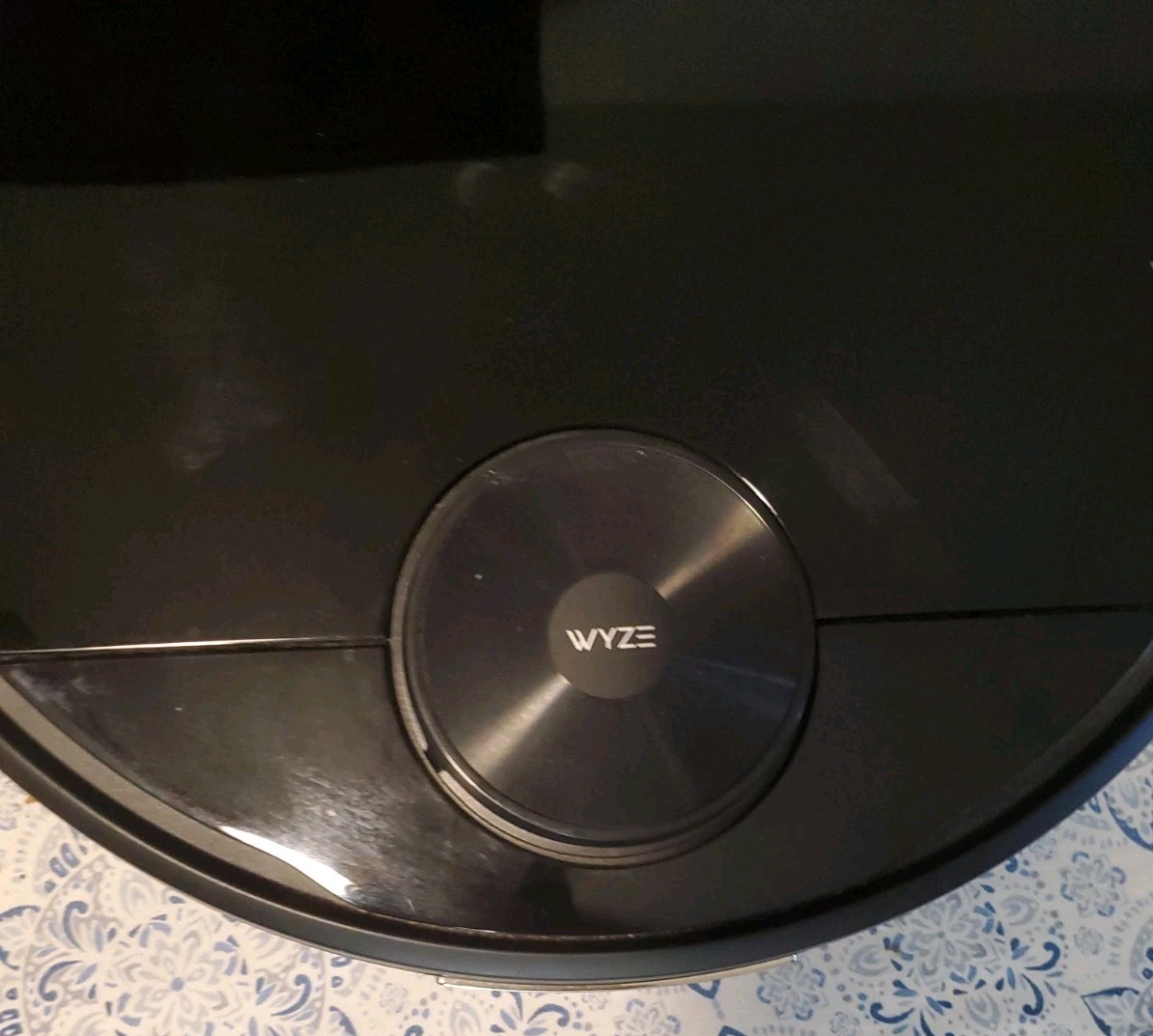 Wyze Robot Vacuum WVCR200S LiDAR Smart Vacuum w/ Charging Dock