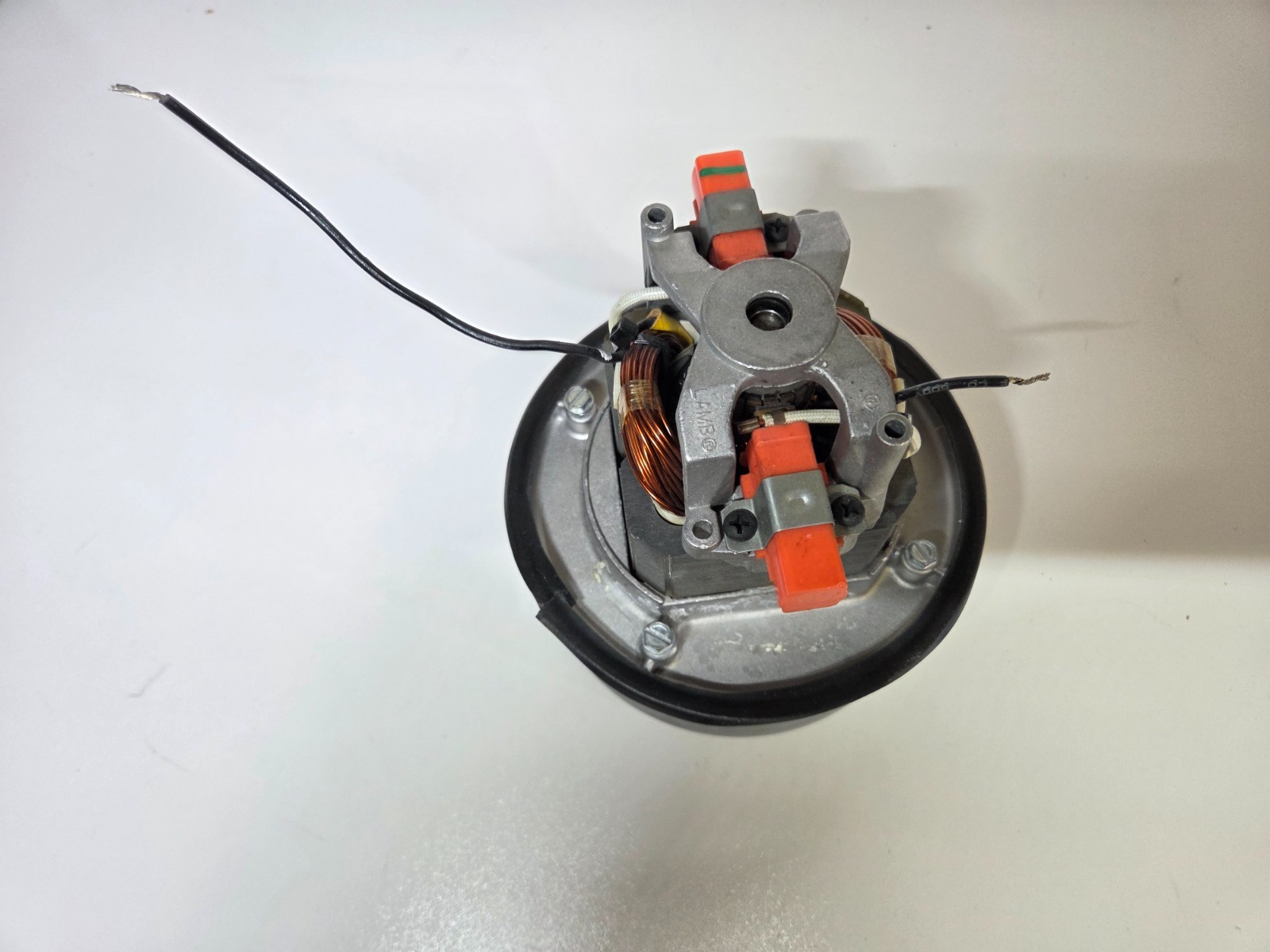 Ametek Lamb 115923 E47185 Vacuum Motor 120V 50/60 Hz – Tested