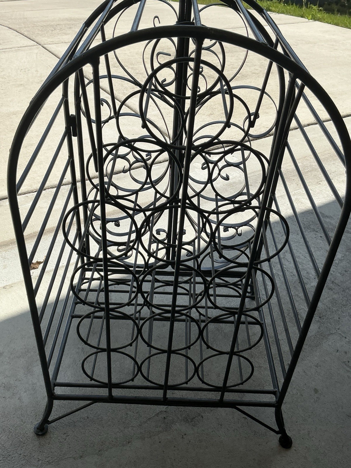 Black Metal Freestanding Scrollwork Magazine Rack Organizer Stand 24 x 23 in