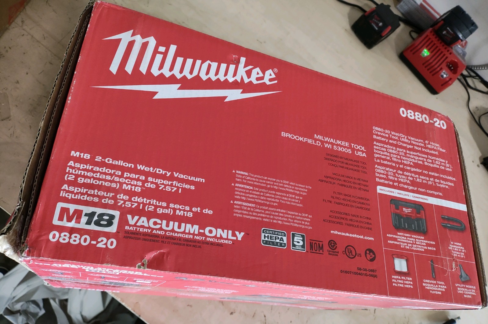 Milwaukee 0880-20 M18 Cordless 2-Gallon Wet/Dry Vacuum HEPA Filter (Bare Tool)