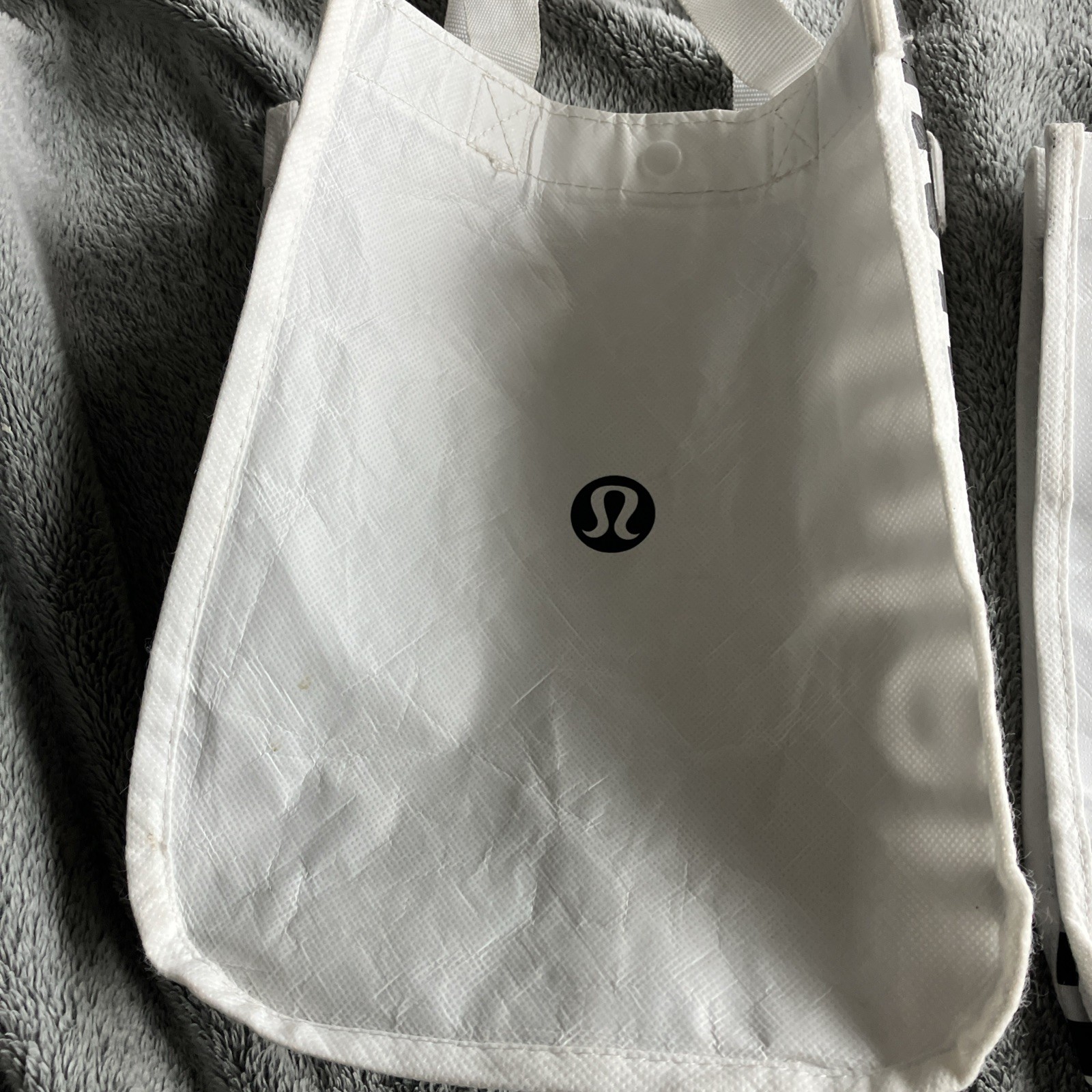 Lululemon Shopping Tote Bag Reusable Black And White 9×12 Lot Of 2