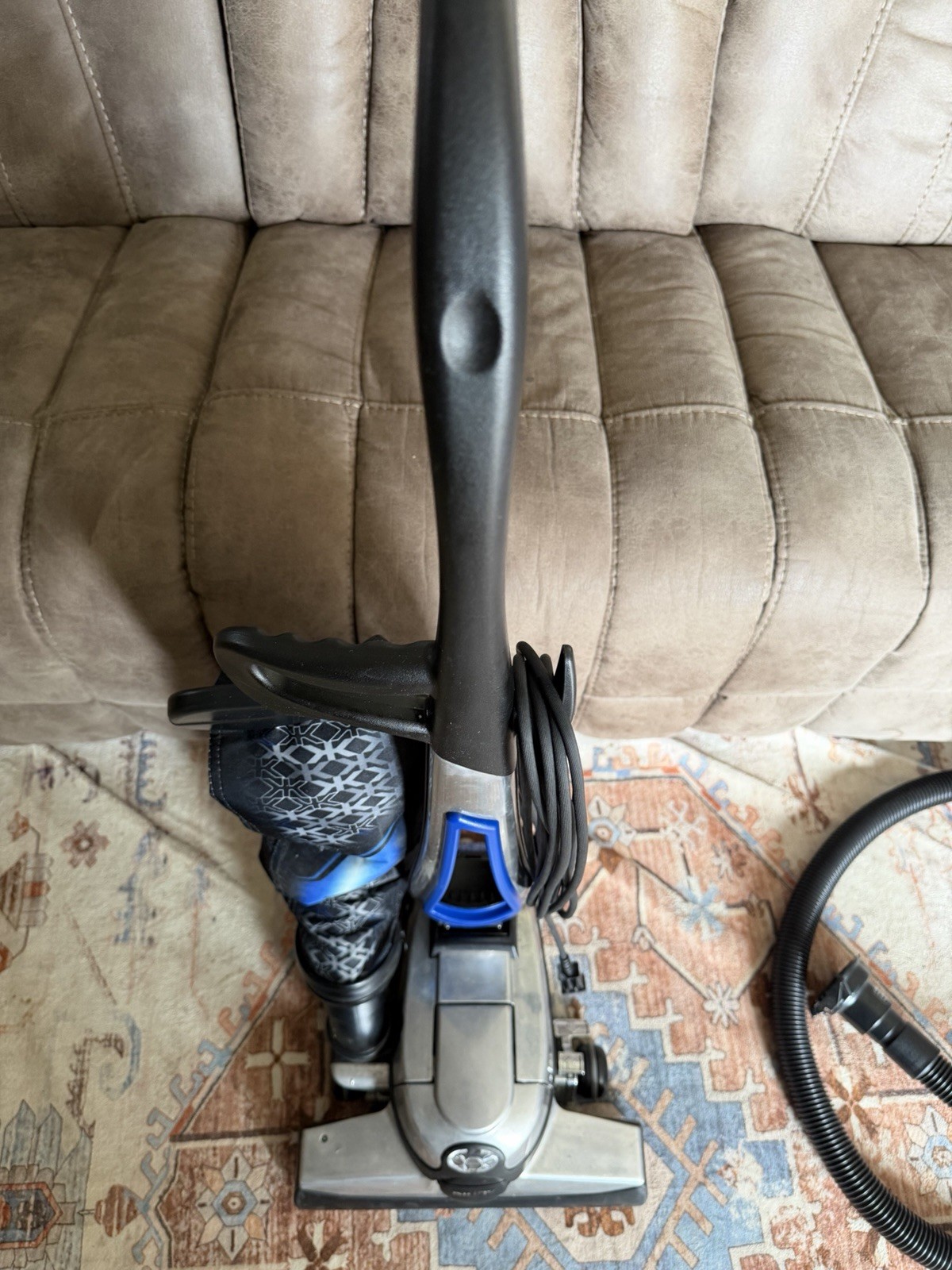 Kirby Avalir 2 Corded Bagged Upright Vacuum w/ Hose Nozzle Extension Wand