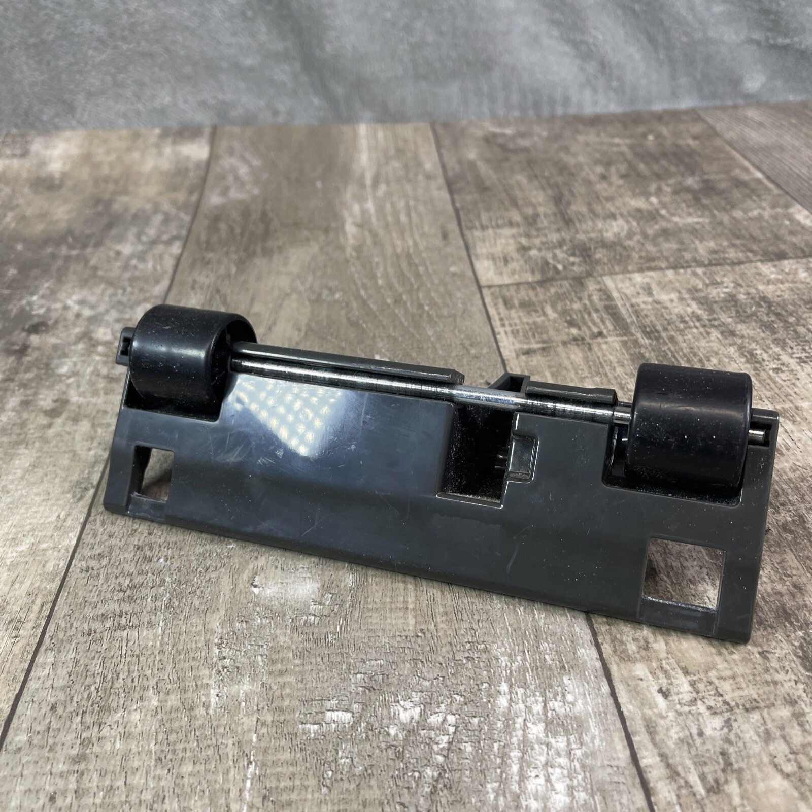 HOOVER UH71300 WindTunnel Pet Upright Vacuum Cleaner Replacement Roller Lifter
