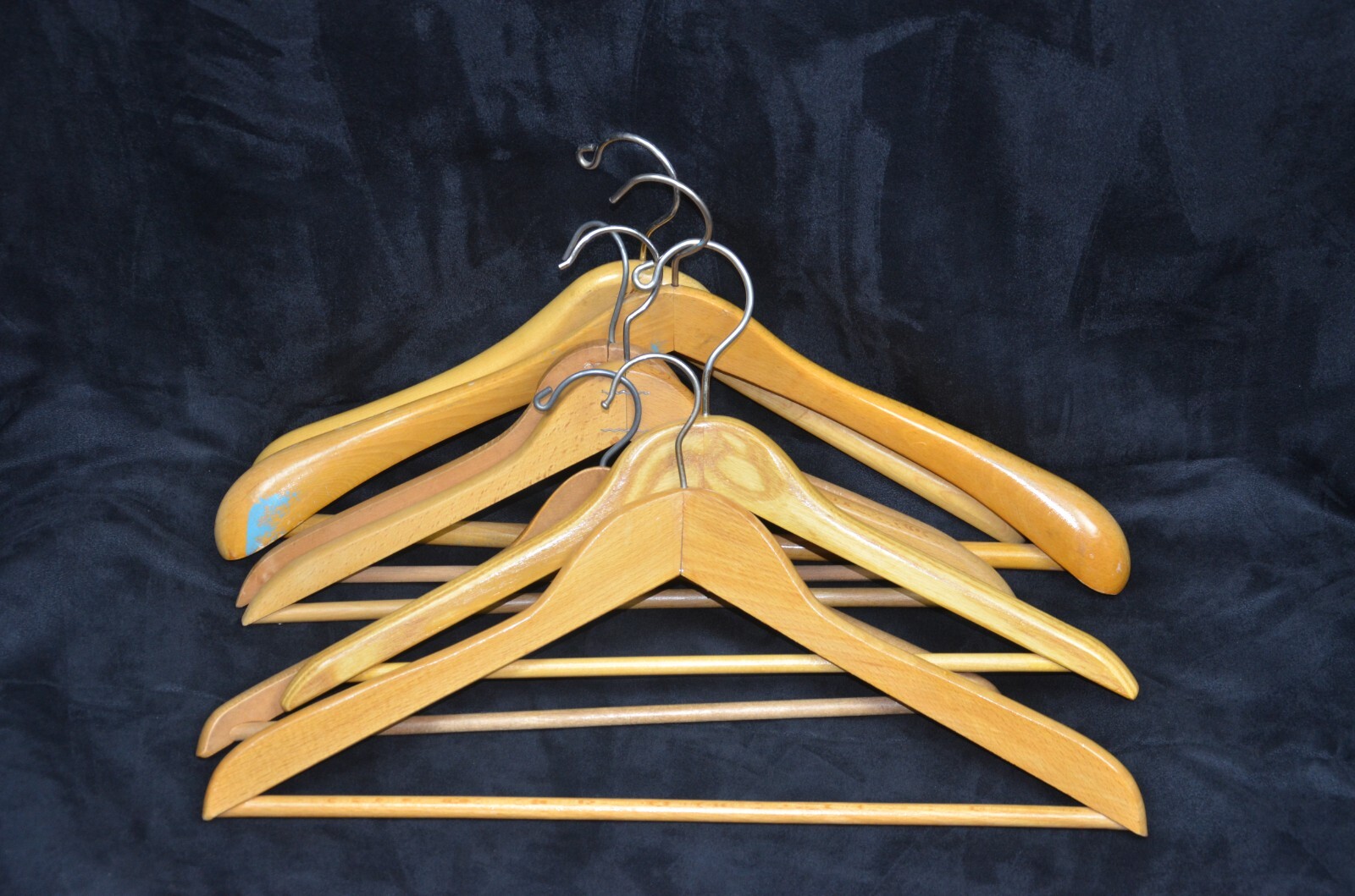 7 Vintage Wooden Suit Shirt Coat Hangers – Maas & unbranded