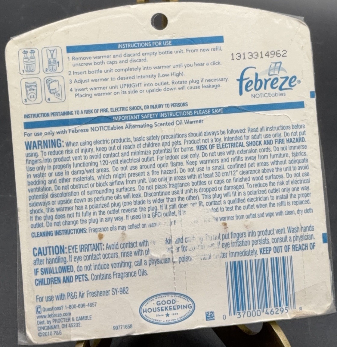 Febreze Noticeables Plug In Refill Set BRAZILIAN CARNIVAL NOS Discontinued RARE!
