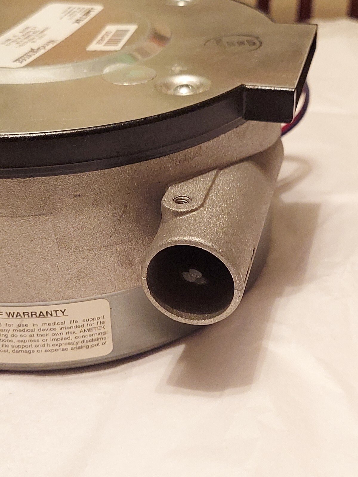Ametek Lamb central vacuum motor 117977-00, 50/60 HZ, 4.5A, 120V.