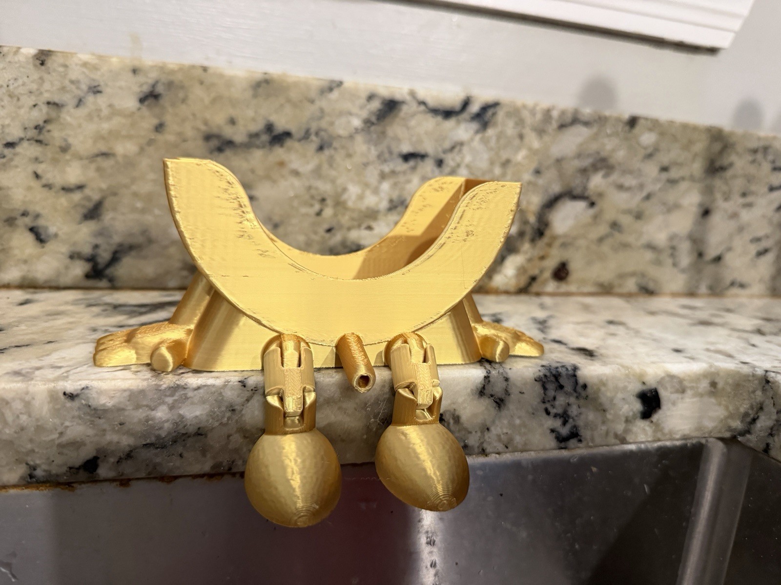 Articulating Scrub Daddy Holder | 3D-Printed Sink Accessory | Fun Kitchen Decor