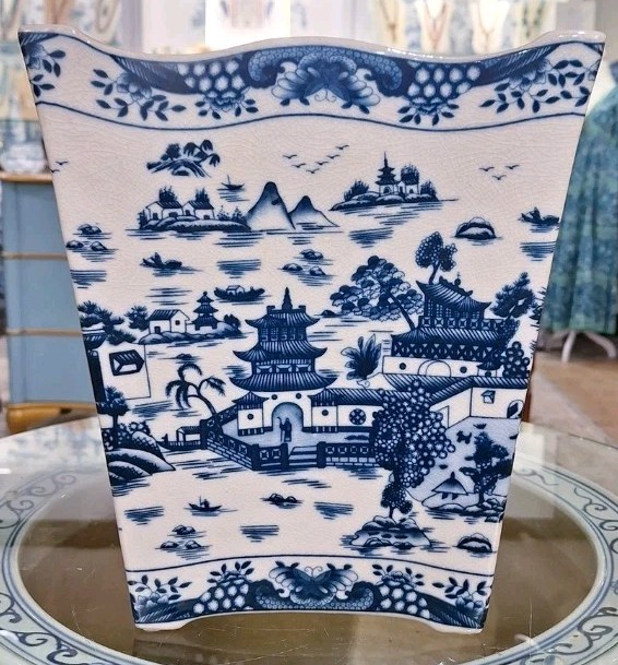 Blue And White Willow Chinoiserie Porcelain Wastebasket Trash Can-10″ X 12″H