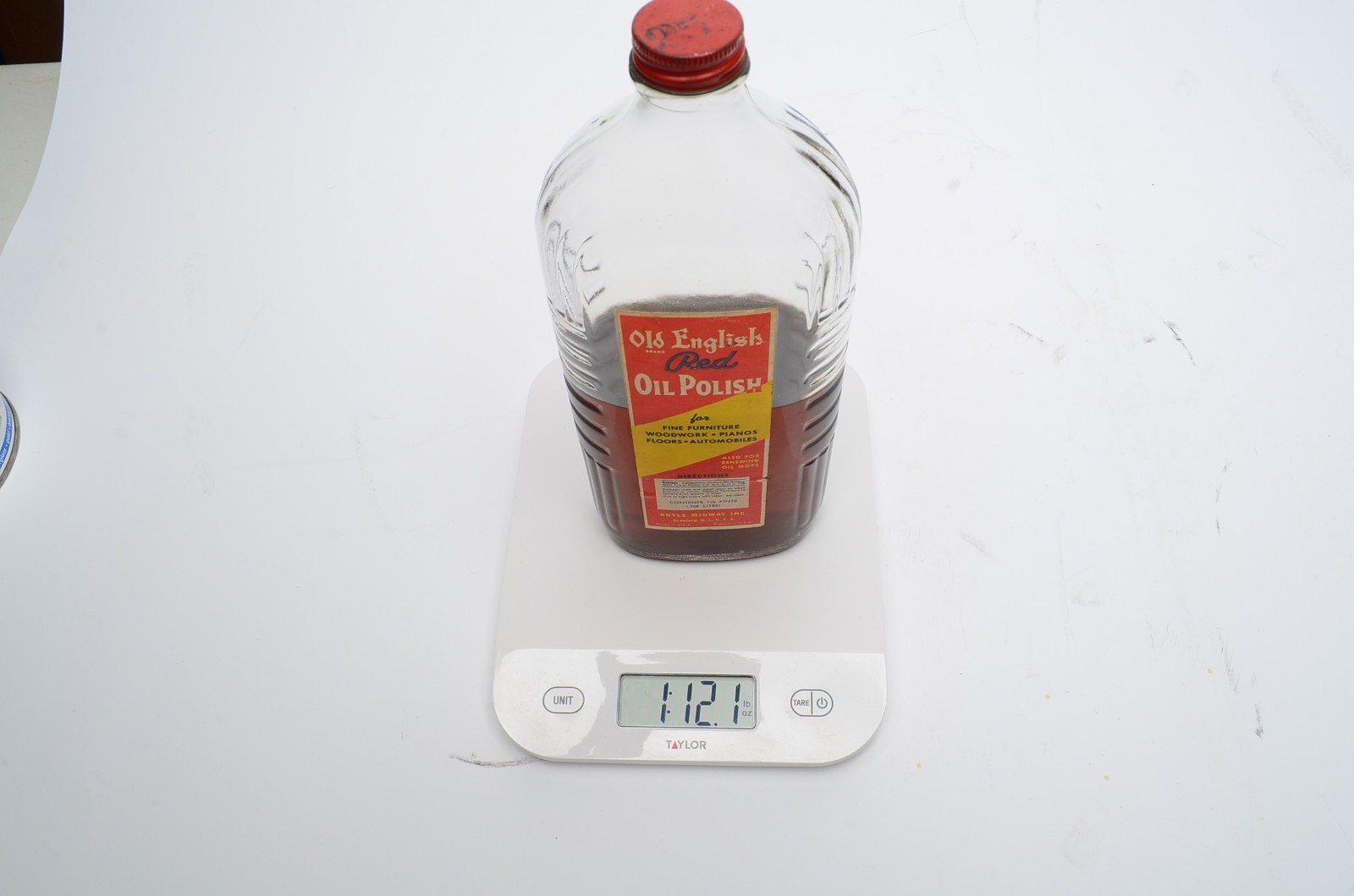 Old English Red Oil Polish Vintage Glass Bottle Approx 50% Full 1.5 Pint READ
