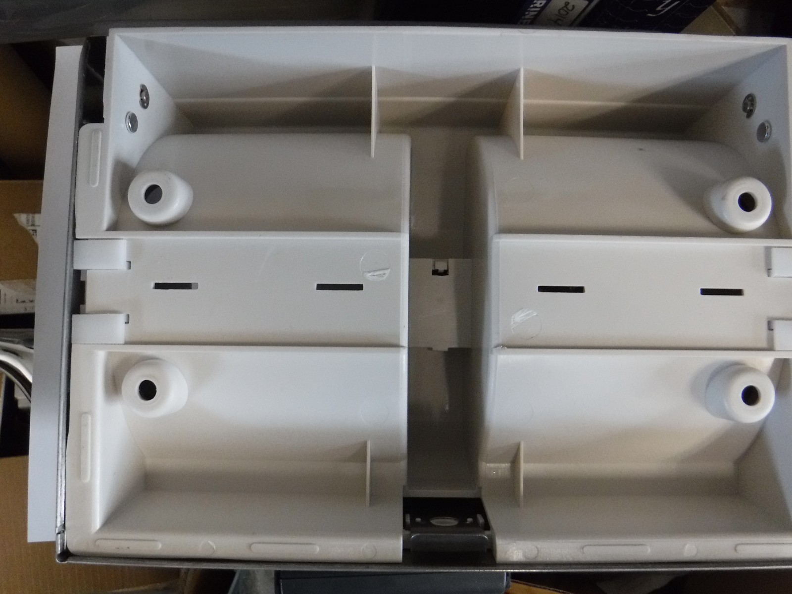 Kimberly-Clark Kimberly Clark Coreless Double Roll Bath Tissue Dispenser #09606