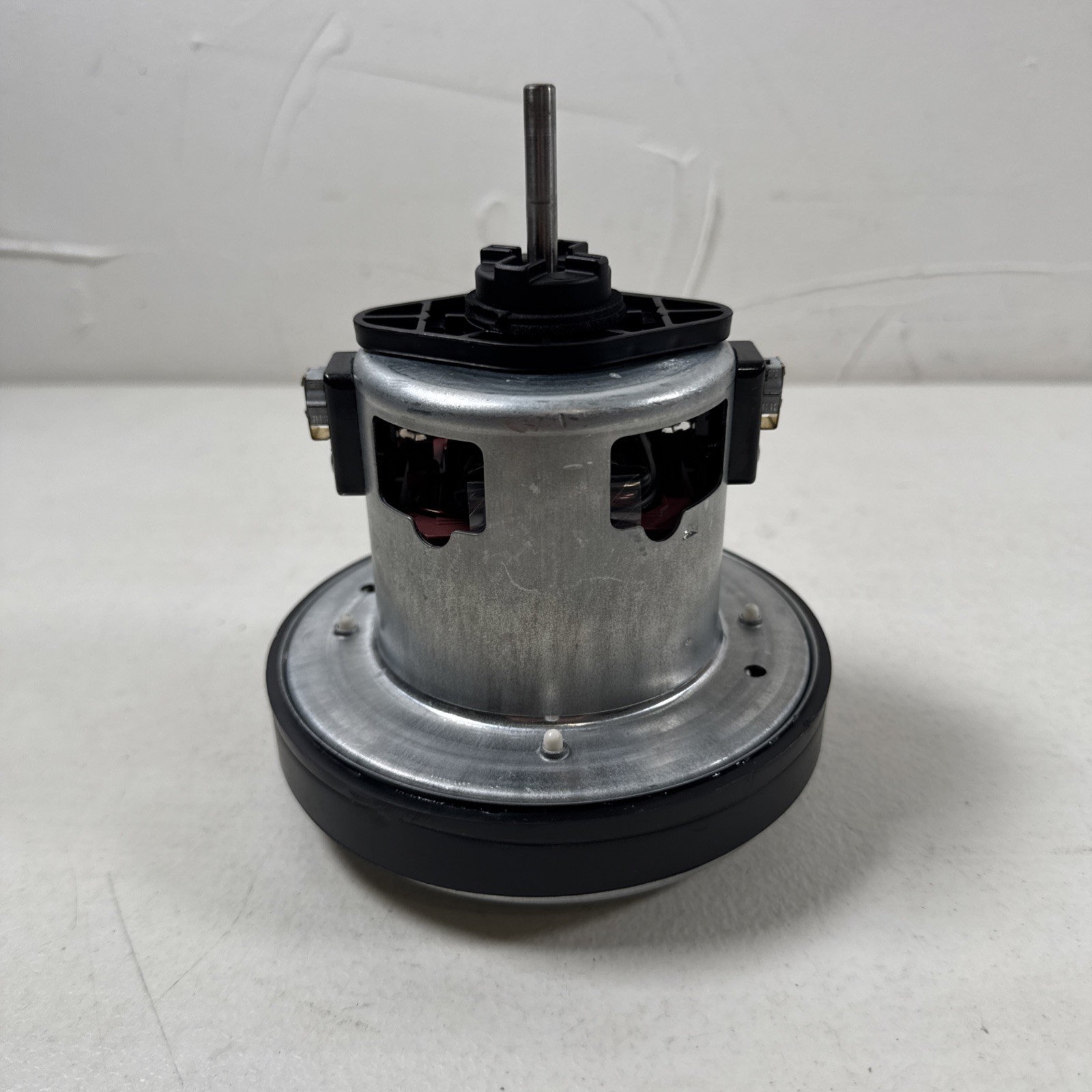Hoover UH71300 WindTunnel Cord Rewind Pro Upright Vacuum – Motor Only