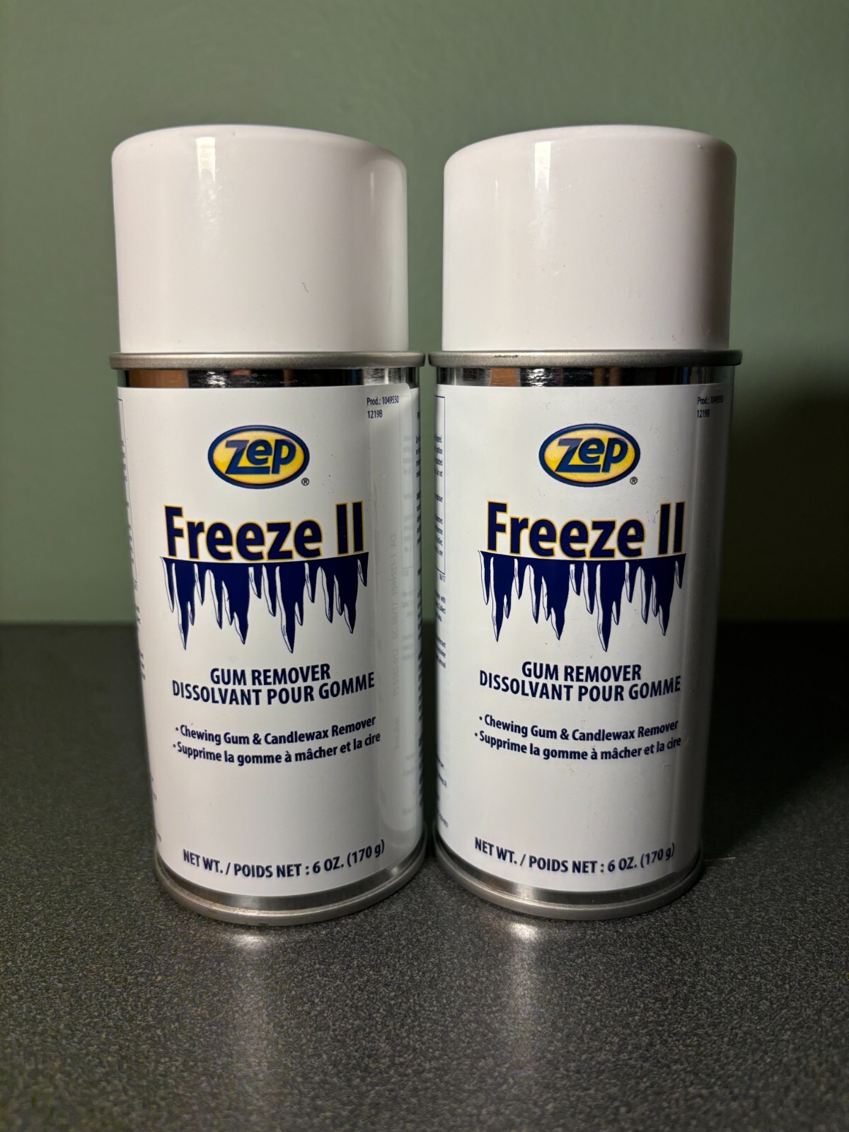 NEW 2 Pack ZEP FREEZE II CHEWING GUM & CANDLEWAX REMOVER SPRAY CANS