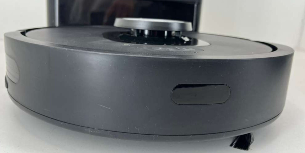 Shark Matrix Self-Emptying Robot Vacuum With 30 Day Dock – Black