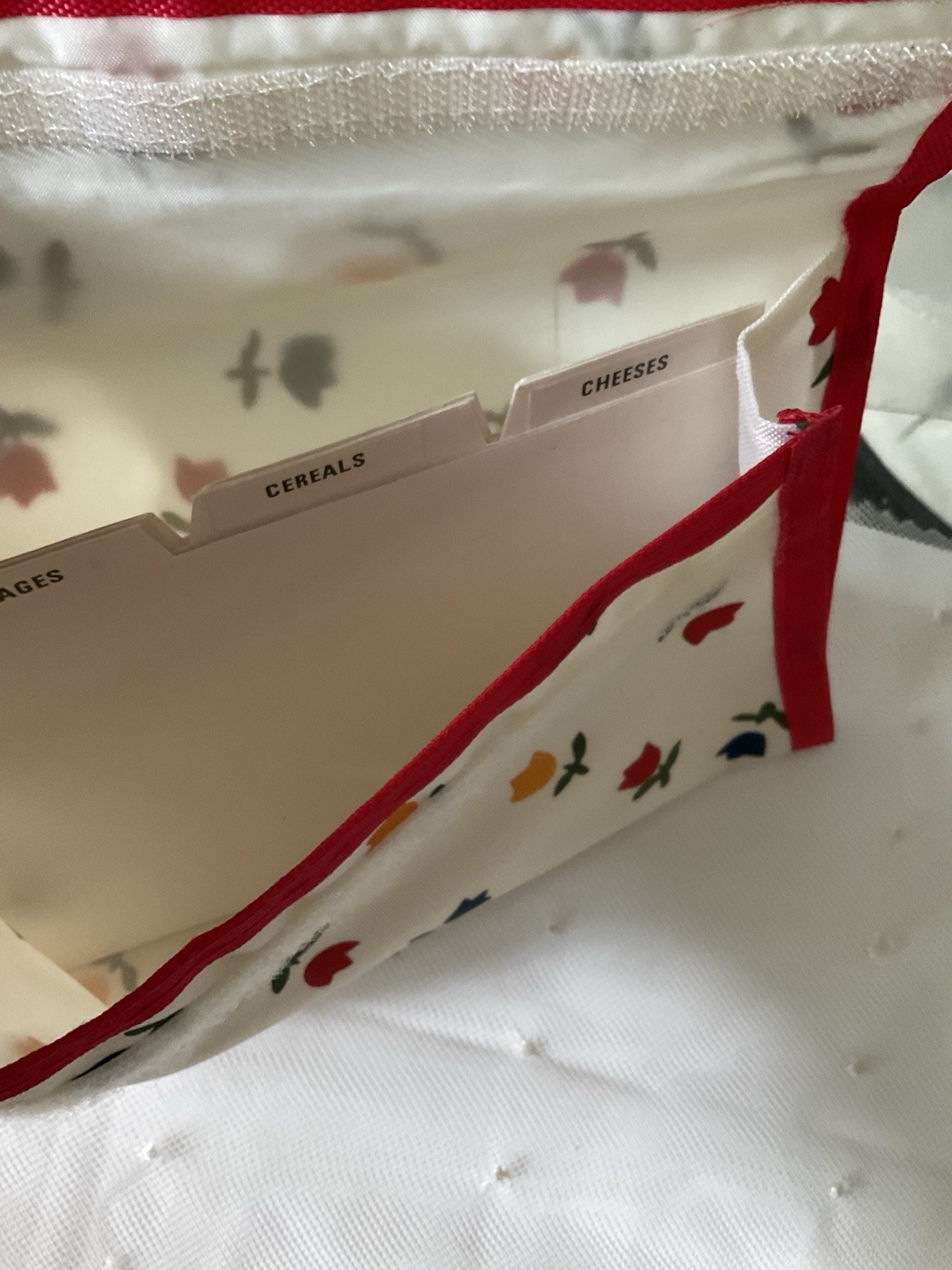 Coupon Organizer Dividers Labeled Primary Colors Tulip Flowers Taiwan Good Cond