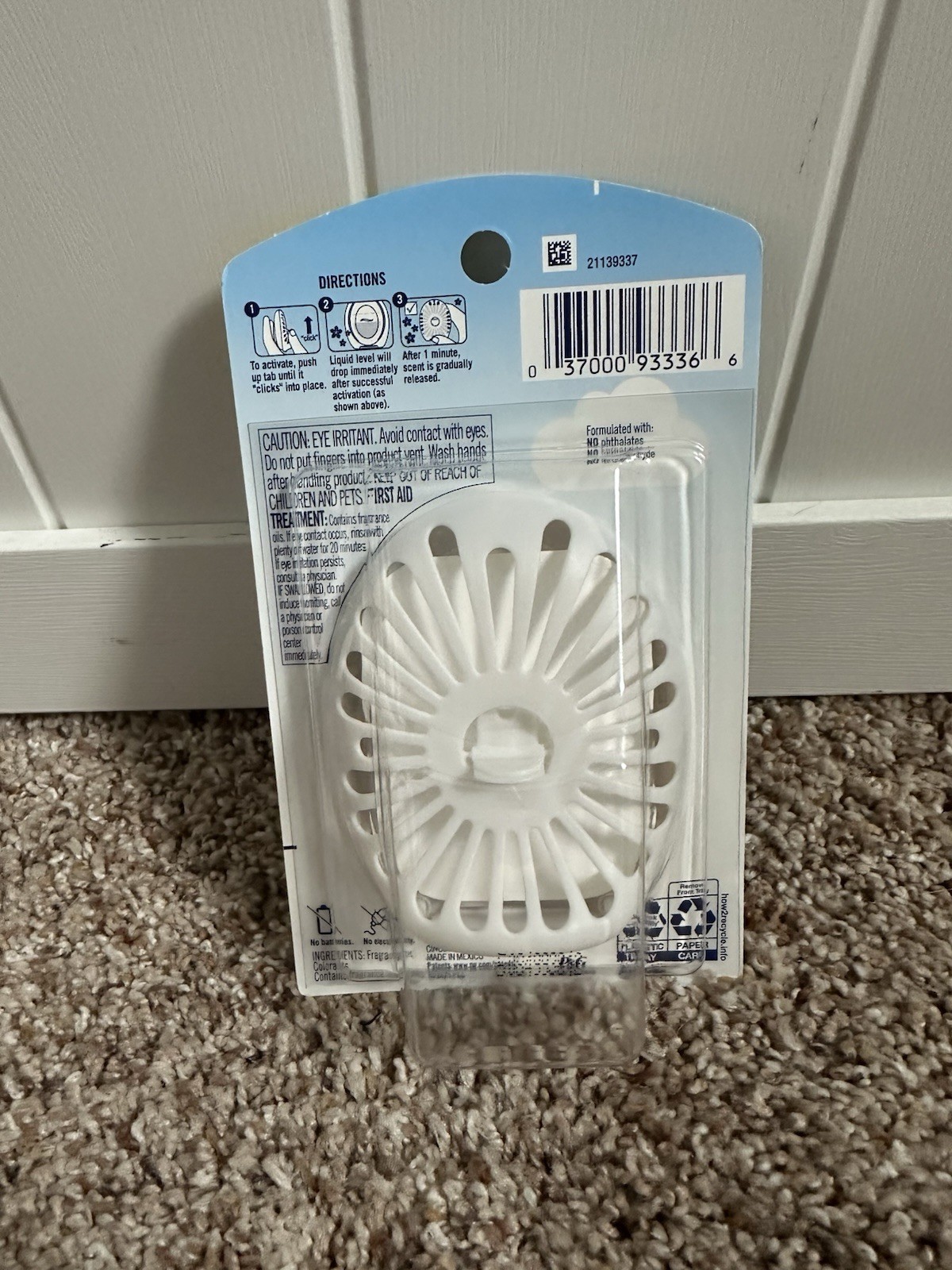 6 Pack Febreze Bathroom Air Freshener Linen & Sky 45 Day Odor Eliminator NEW