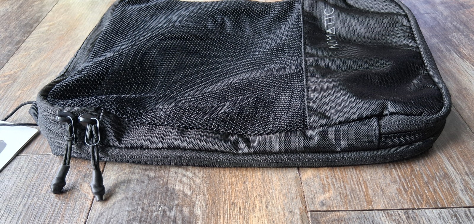 NEW Nomatic Toiletries Bag Size Medium Cube 11.5″ Inch X 7.75″ Inch, NWT