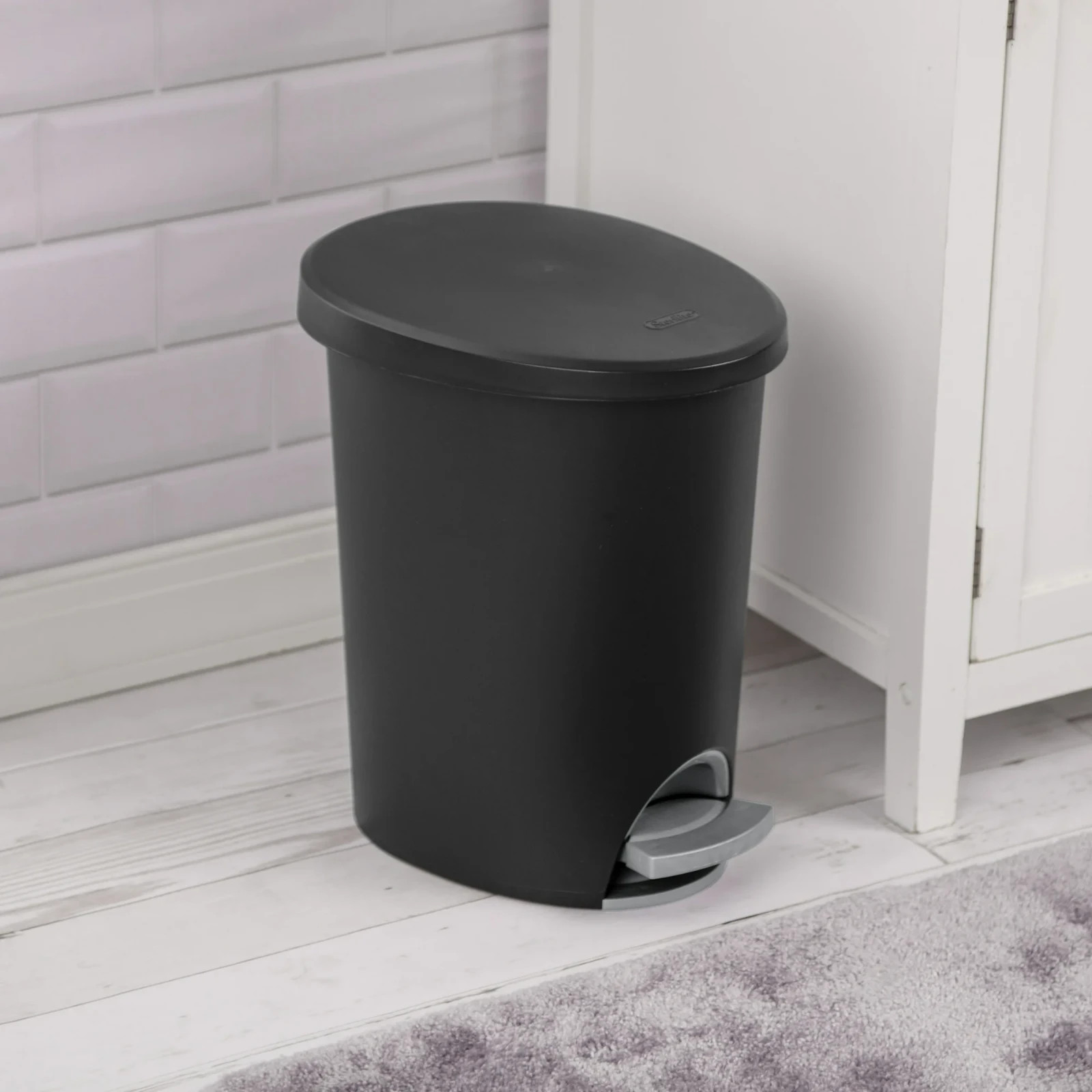 Sterilite Bathroom Trash Can, 2.6 Gallon Small Plastic Garbage