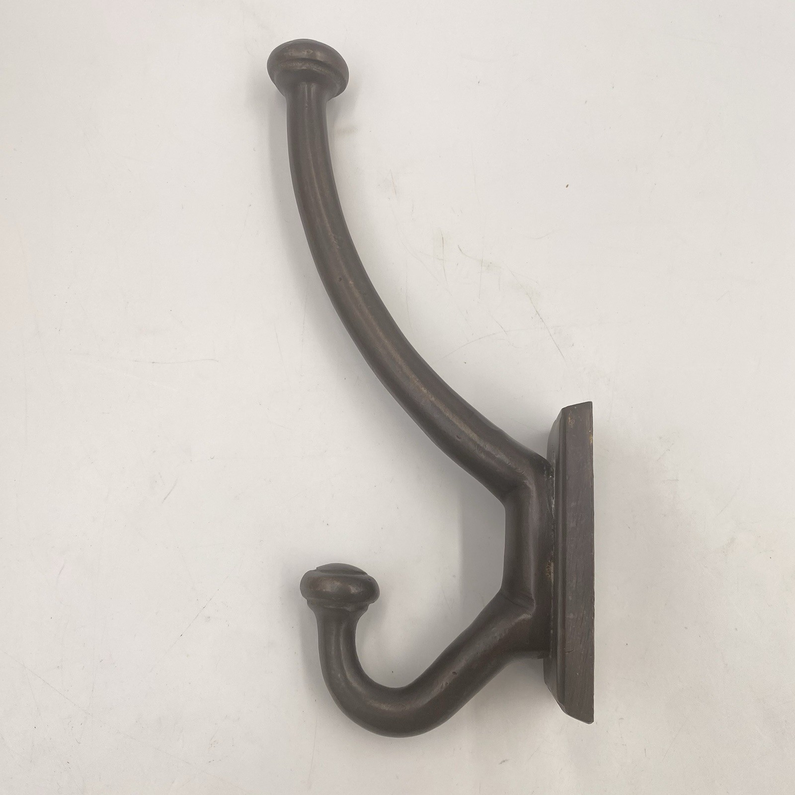 NEW Pottery Barn PITTED BRONZE METAL WALL HOOK 8” Oversized Dual Coat Robe NOS