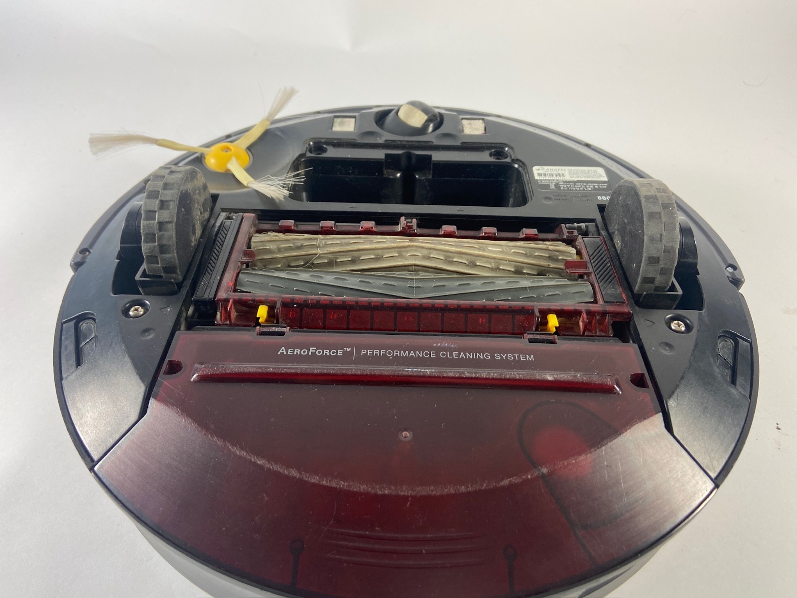 iRobot Roomba 880 Vacuum – Gray – No Battery