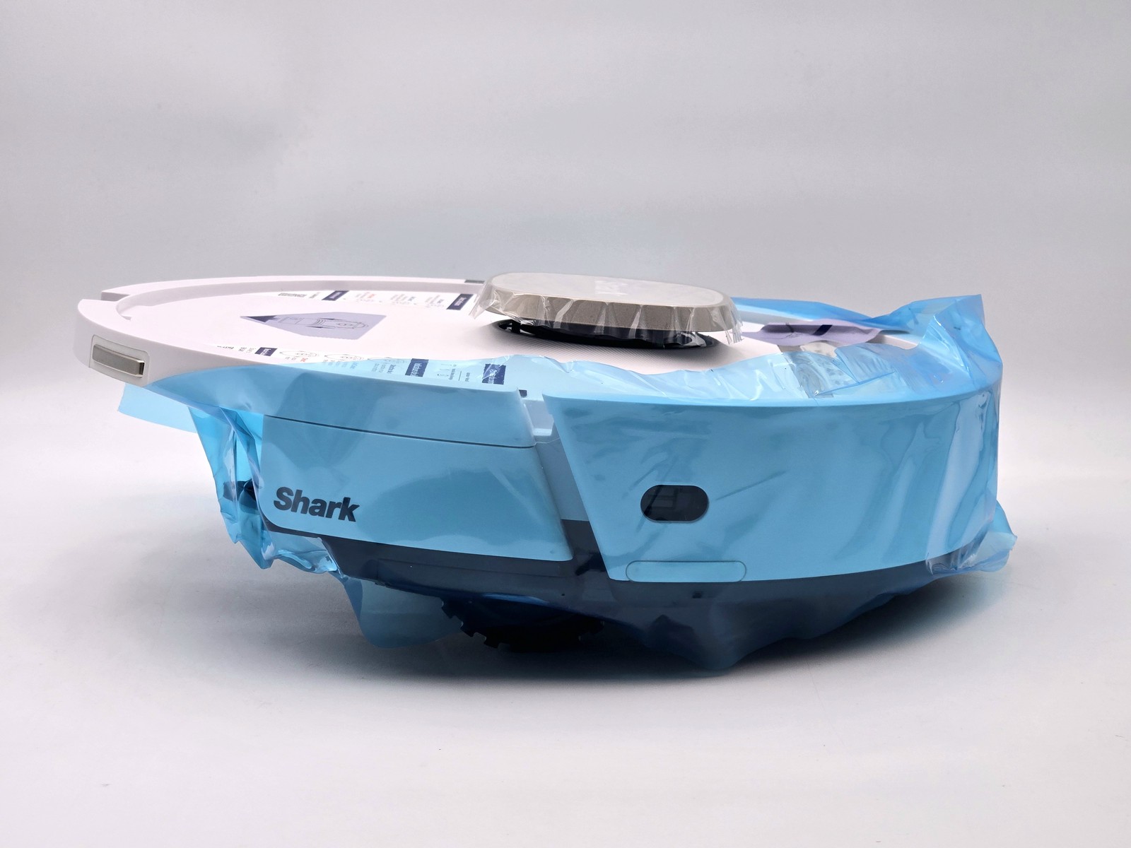 Shark PowerDetect/UV Reveal Robot Vacuum Unit AV3000XEUS (New, No Charging Dock)