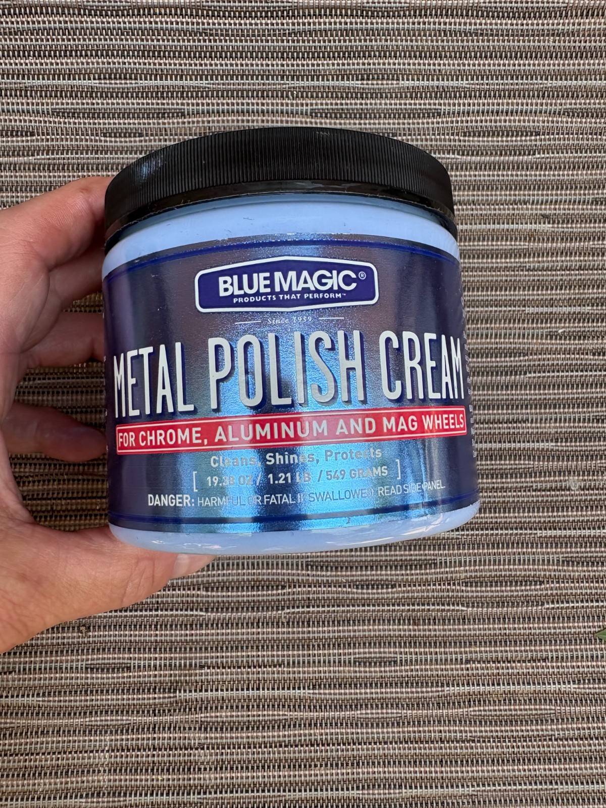 Blue Magic 500-06 Metal Polish Cream, Tub, 19.25 Oz, Ready To Use Paste