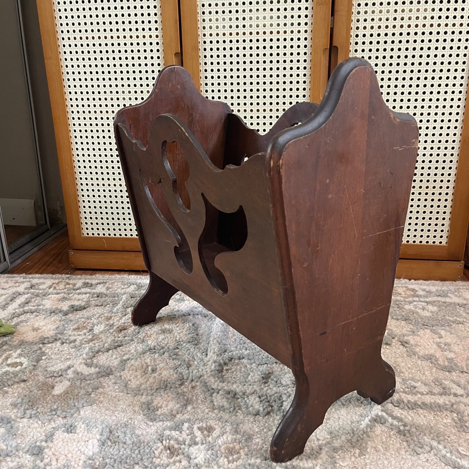 Vtg MCM Oak Wood Magazine Book Vinyl Record LPs Craft Holder art Nouveau ornate