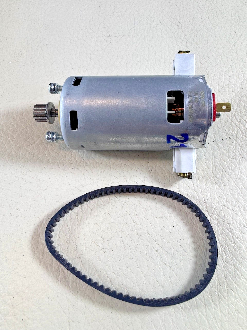 Shark NV351 NV350 NV352 NV353 UV400 120V Brushroll Motor D4275a 3720 w/ Belt