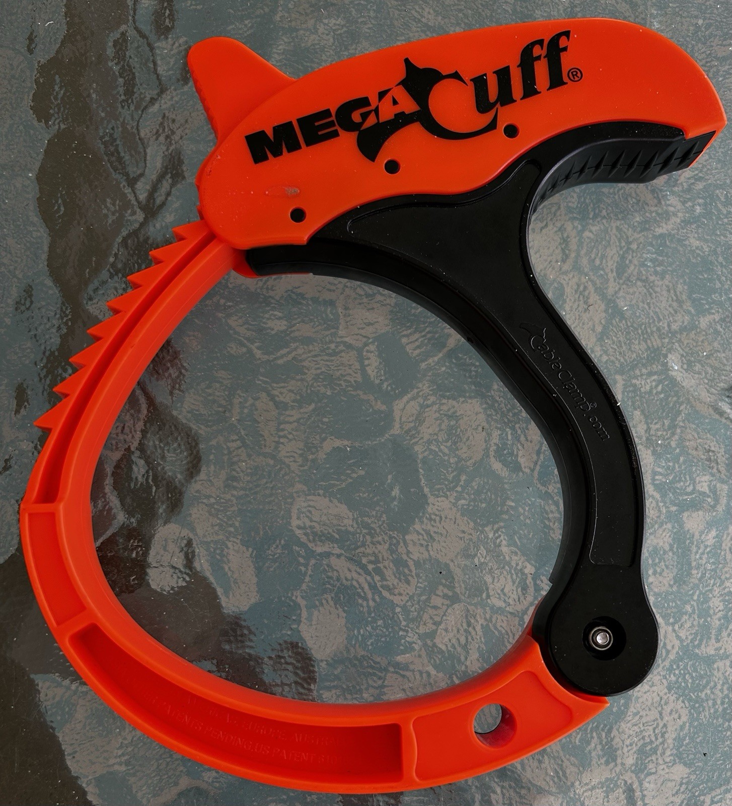 Mega Cuff Cable Cuff For Ropes and Hoses, Boating Gear and Sporting Equipment