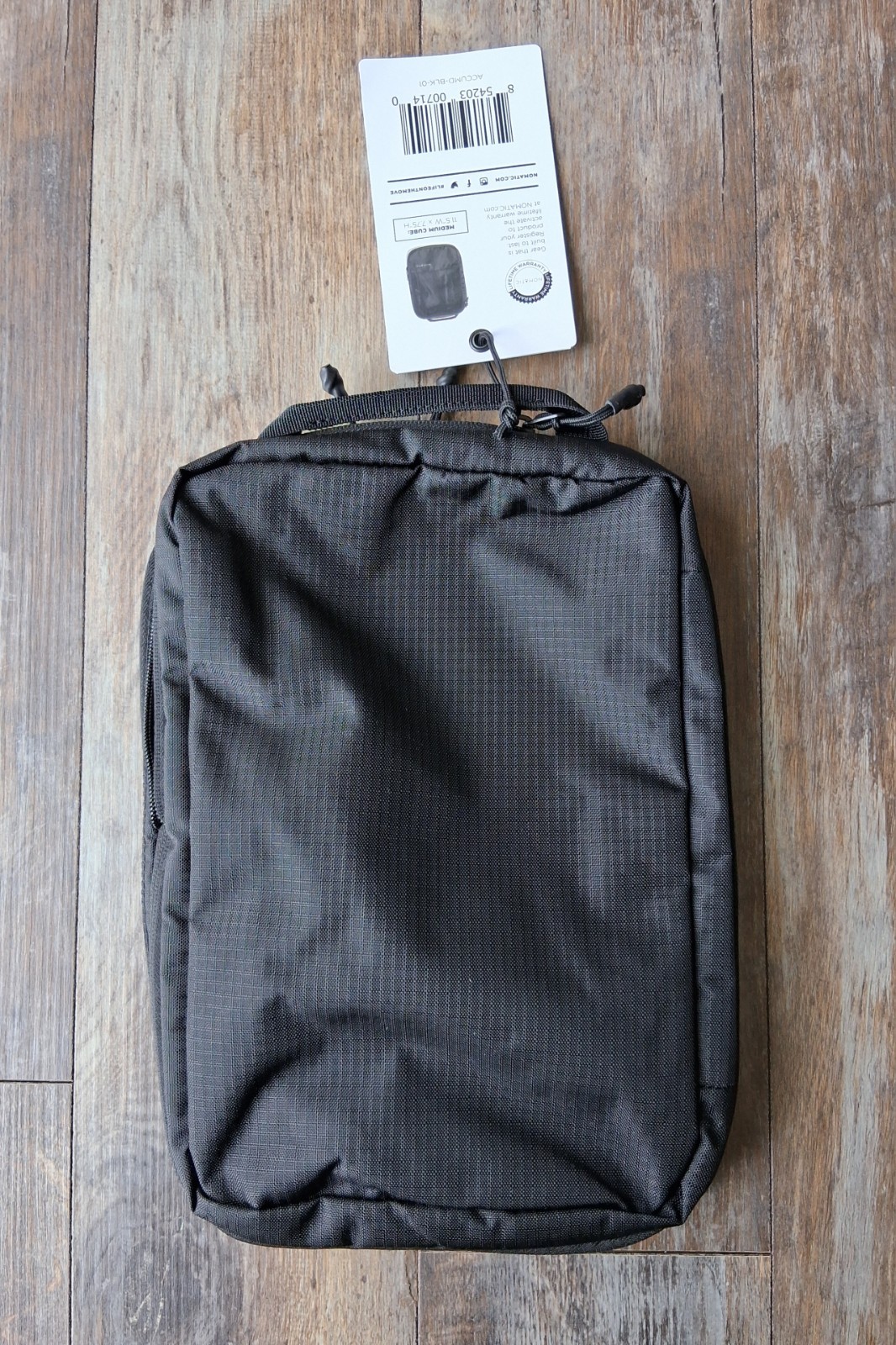 NEW Nomatic Toiletries Bag Size Medium Cube 11.5″ Inch X 7.75″ Inch, NWT