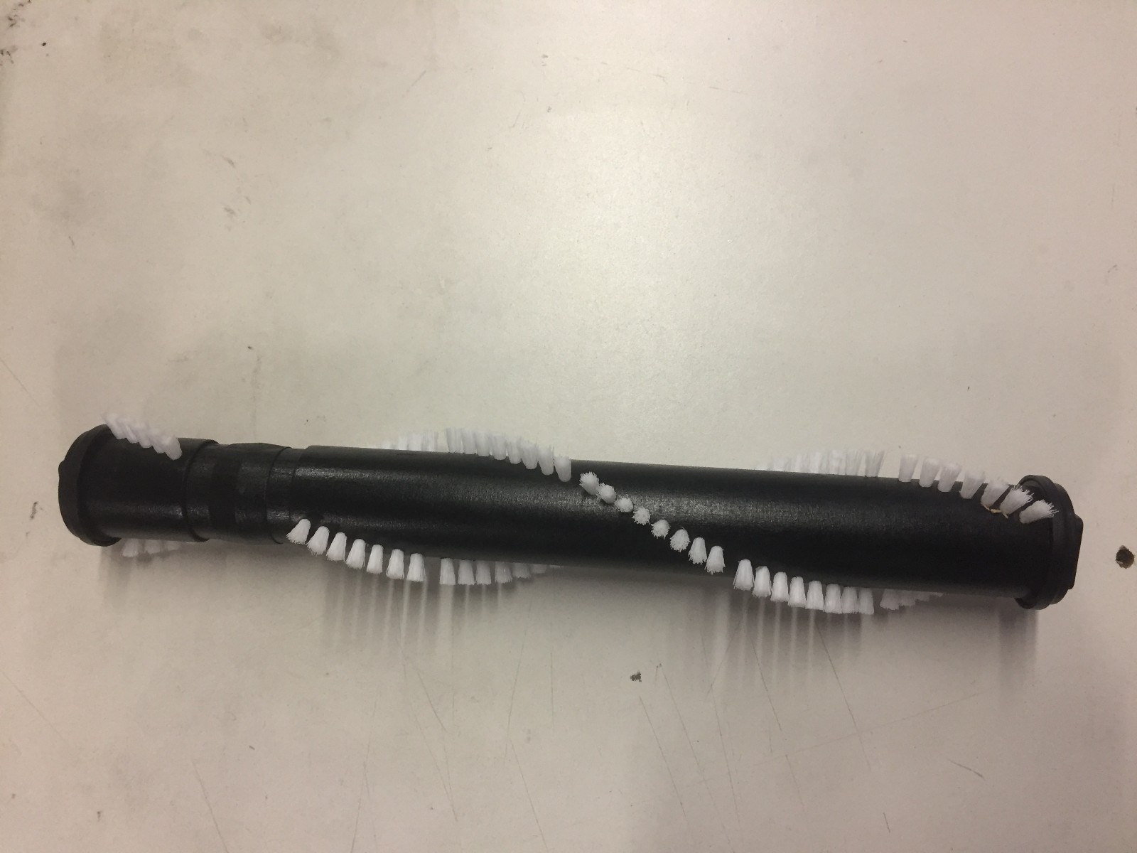 HOOVER UH72600 WINDTUNNEL UPRIGHT BRUSHROLL ASSY 304094004 Wood