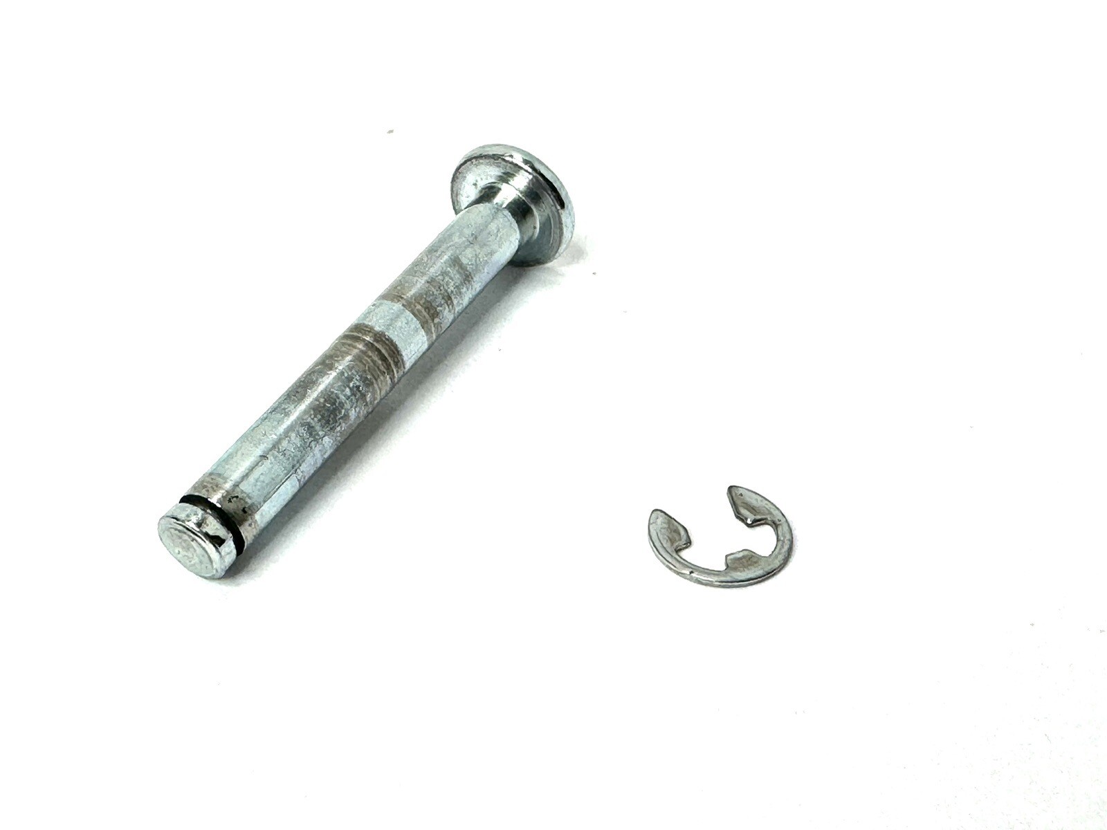 Hoover UH71250 UH71251 UH71255 UH71200 UH71230 UH71235 LEFT / RIGHT WHEEL w PIN