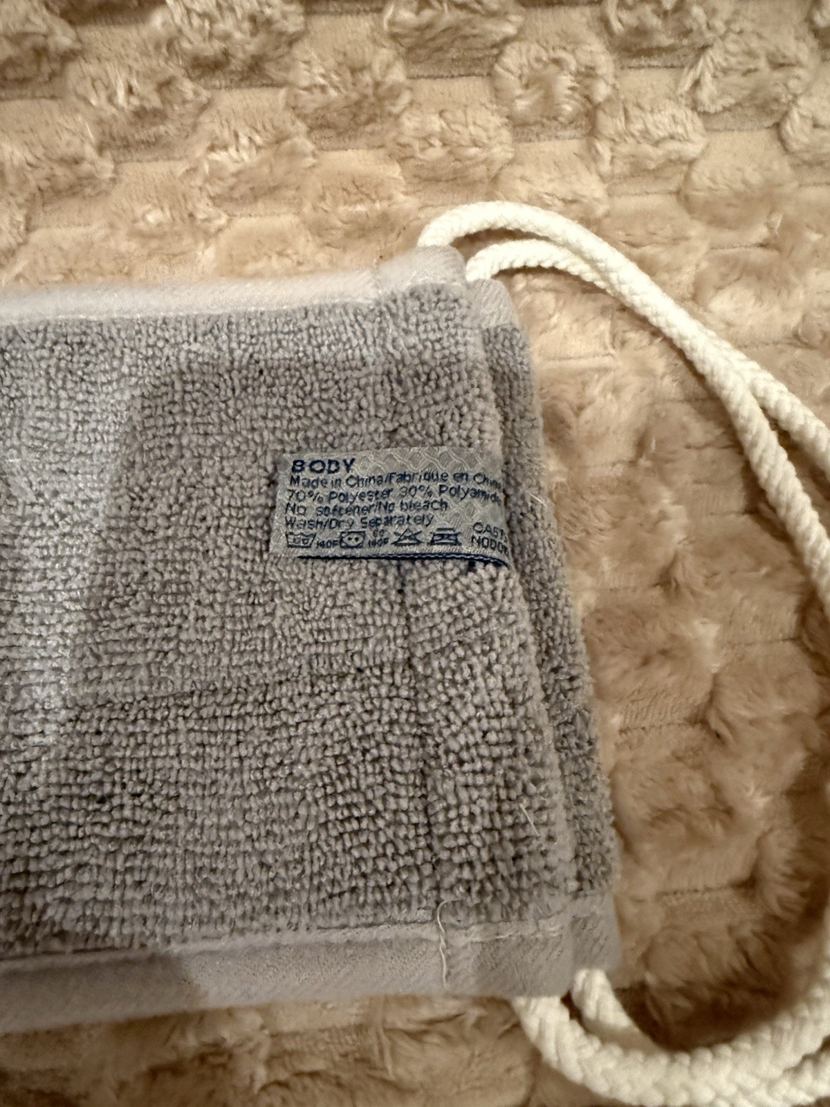 Norwex 25″ Body Scrubber Gray Baclock & 2 Wash Cloths Blue / Green