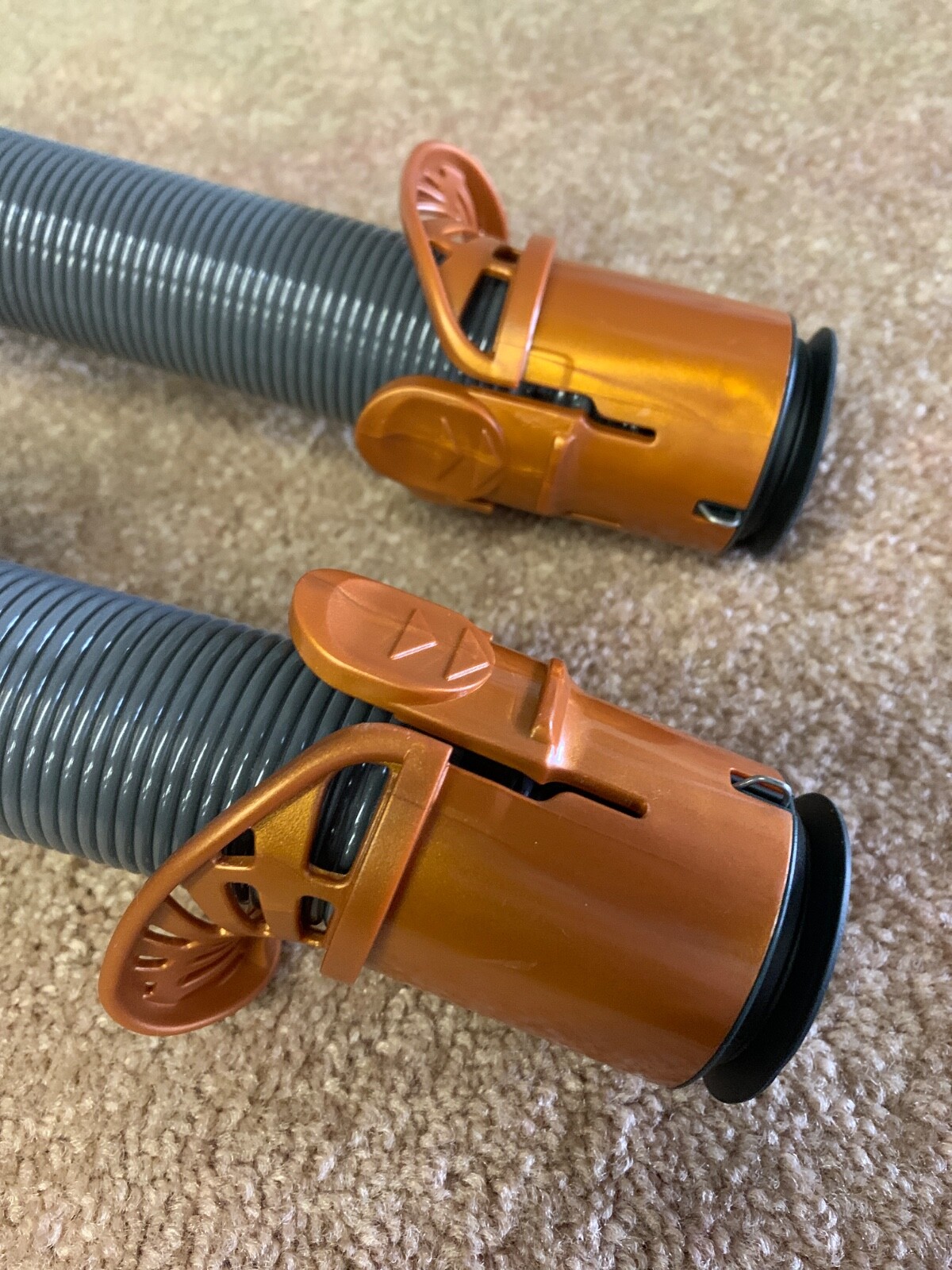 Genuine Kenmore bagless FeatherLite bagless Lift-Up AllergenSeal DU4080 hose