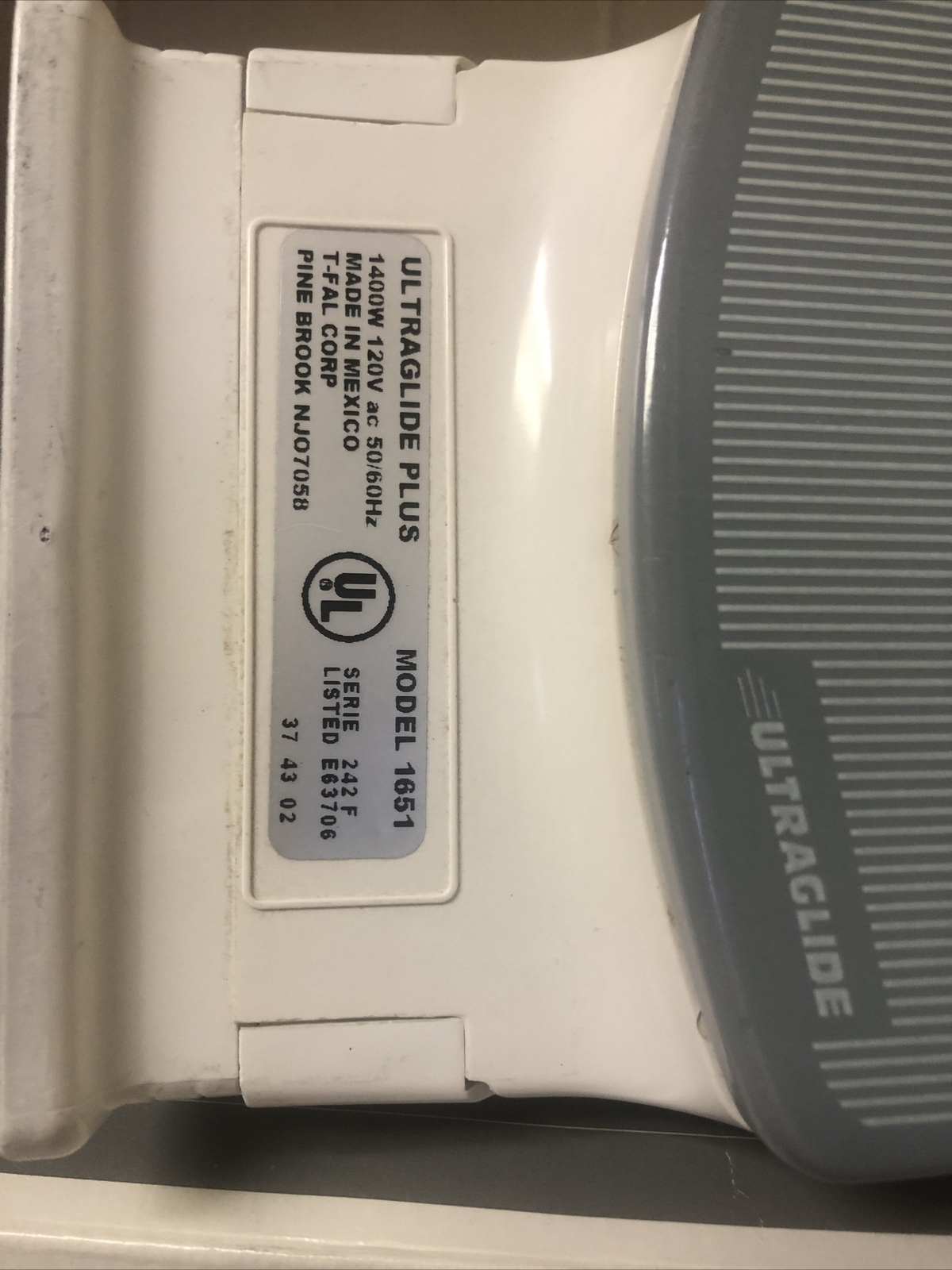 T-fal Ultraglide Automatic Steam Iron 1400 watts model #1651
