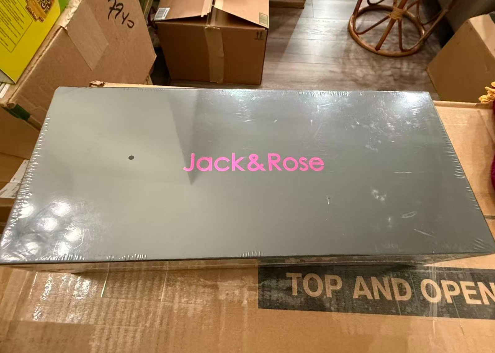 Jack ＆ Rose Travel Steamer 100-220V Portable 2-in-1 Steam & Iron New in Box