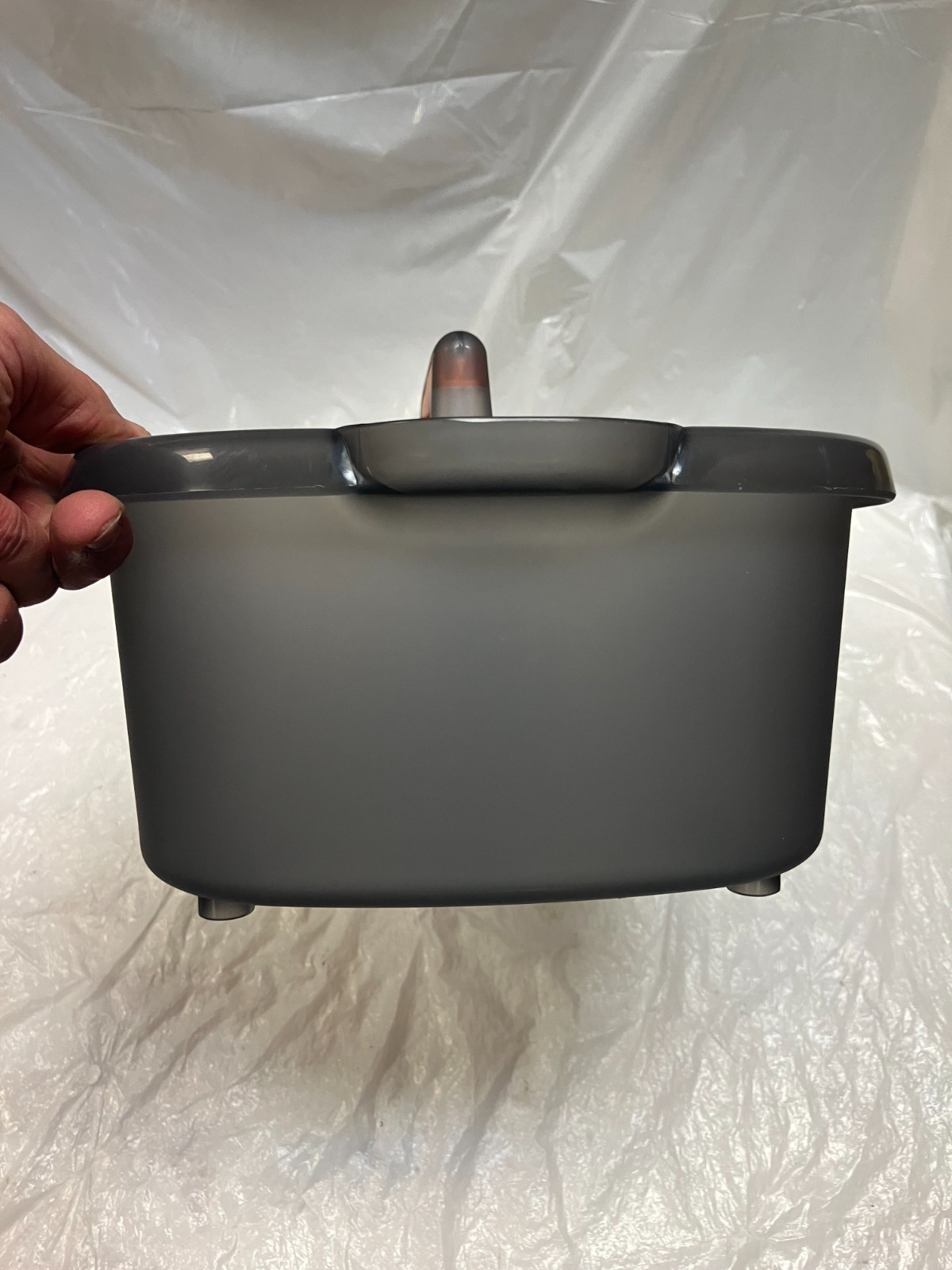 Casabella Plastic Multipurpose Cleaning 1.85 Gallon Caddy, Gray