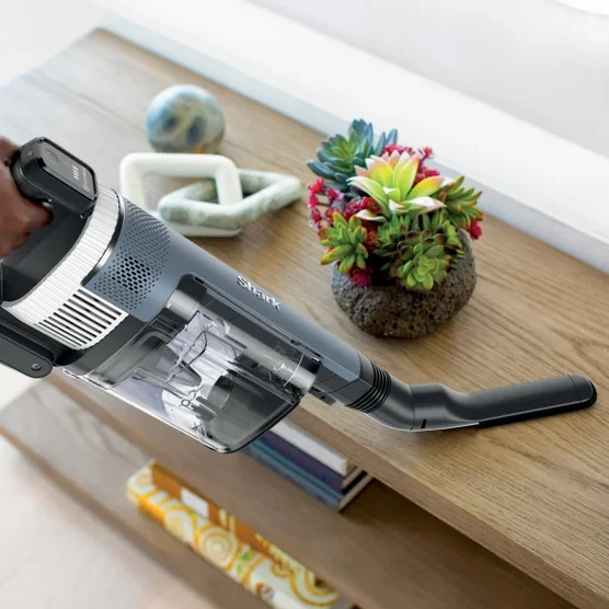 Shark Stratos Cordless Vacuum Cleaner with Clean Sense IQ & DuoClean PowerFins.