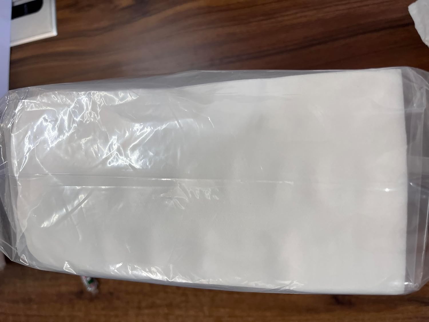 JEBBLAS Disposable Guest Towels, 7.8” X 15.7”inches, 200 Count
