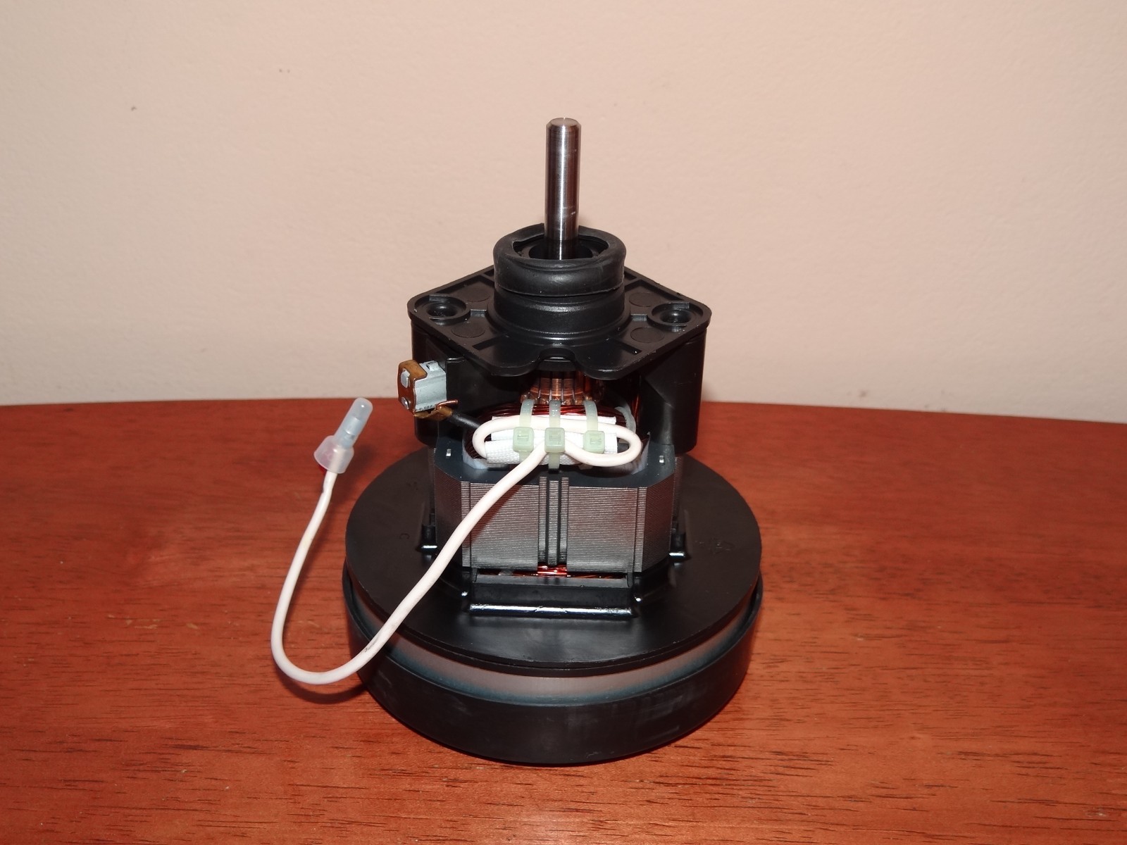 OEM Bissell 1825 2491 2490 2489 CleanView Rewind Vacuum 120V Motor CDS-SL24-840