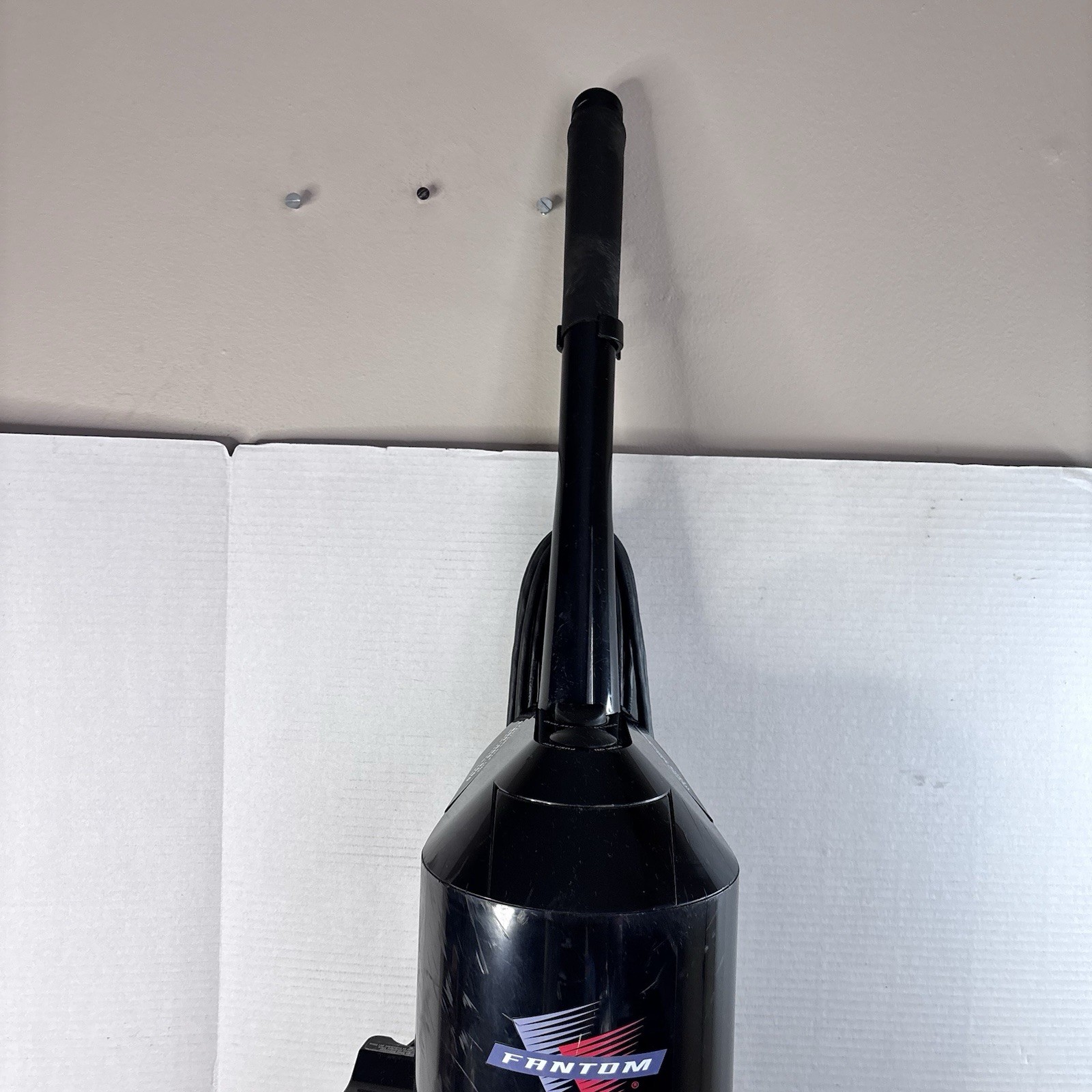 Fantom Thunder Upright Vacuum TH51 02 – 120V Tested Working Bagless
