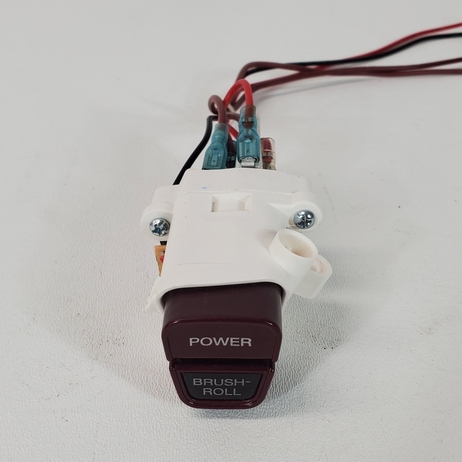 Shark NV501 NV500 NV502 NV552 UV560 POWER & BRUSHROLL Push Button Assembly OEM