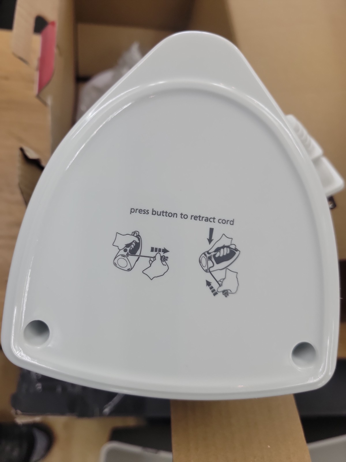 Sunbeam 1700W Digital Pro Steam Iron with Retractable Cord & Ceramic Soleplate