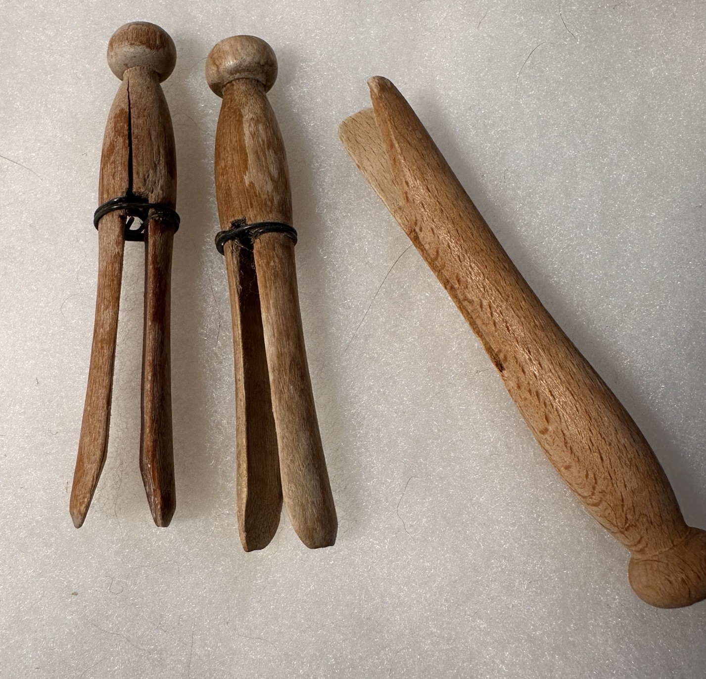 50 Clothes Pin Lot Vintage Round Top and Wire Spring Mixed Patina 2.75” – 4”
