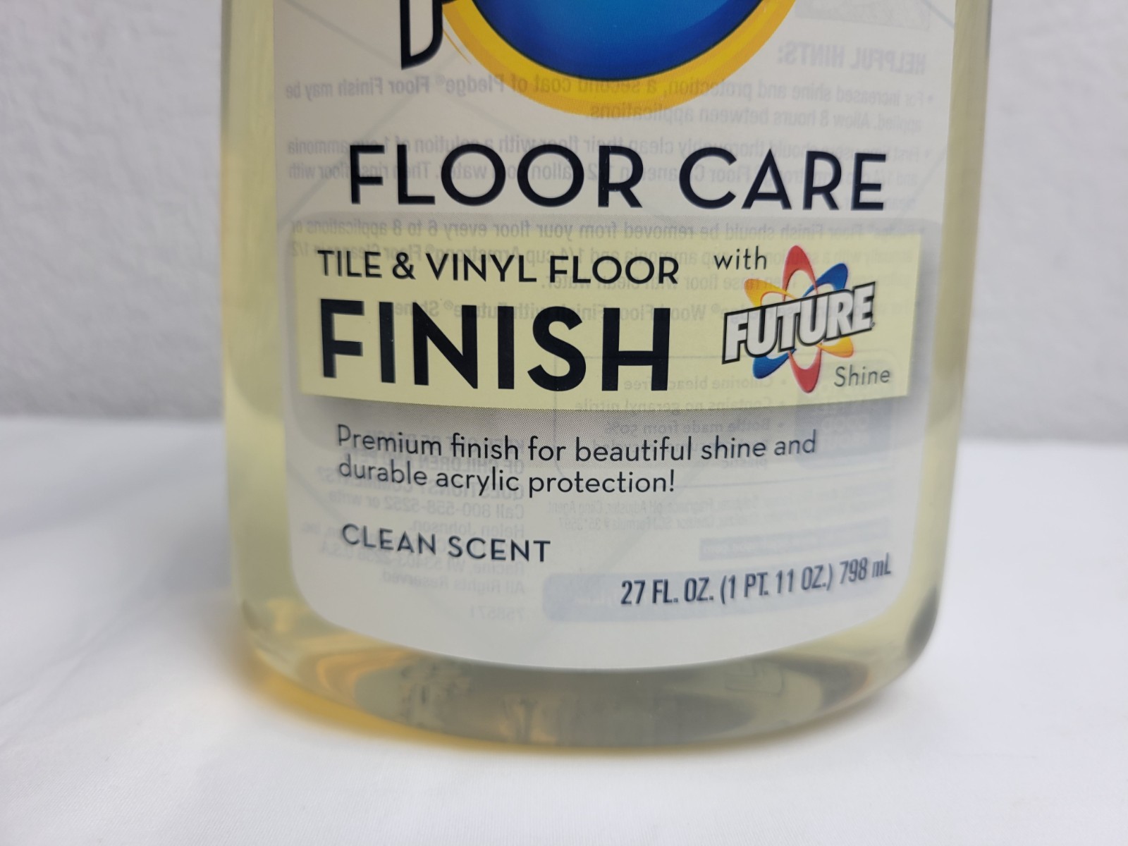 PLEDGE Floor Care Tile & Vinyl Floor Finish with Future Shine Clean Scent 27 oz