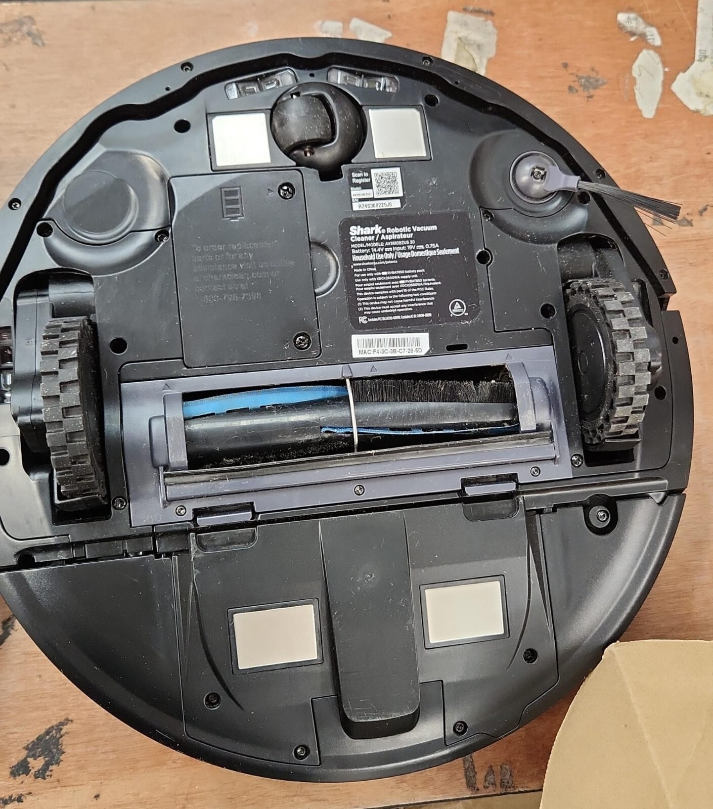 Shark AI Ultra 2-in-1 Robot Vacuum and Mop and XL Self-Emptying HEPA Base Used N
