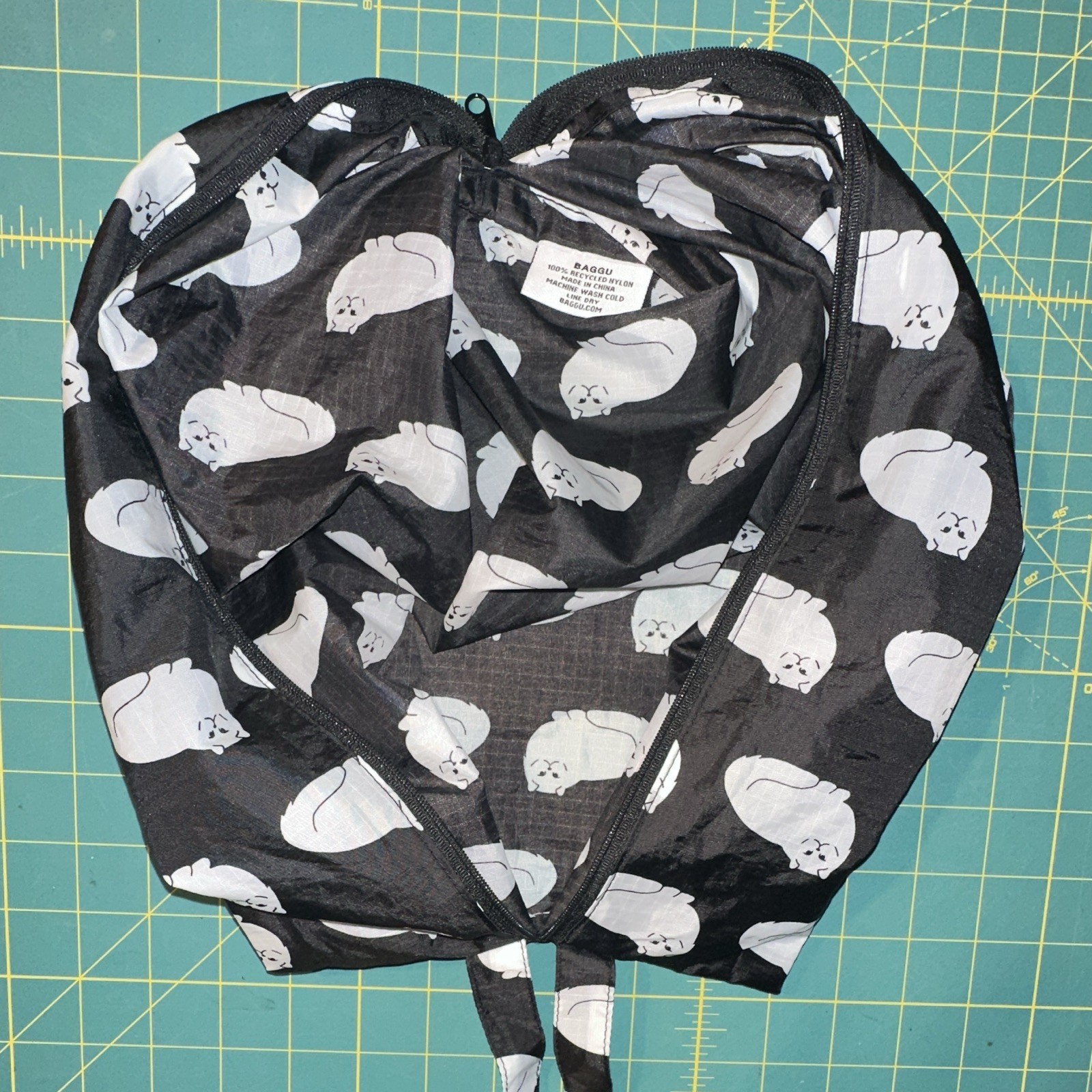BAGGU Multicolor Animal 3D Zip Pouch 3 Pack (Archive Pets) RARE OUT OF PRINT