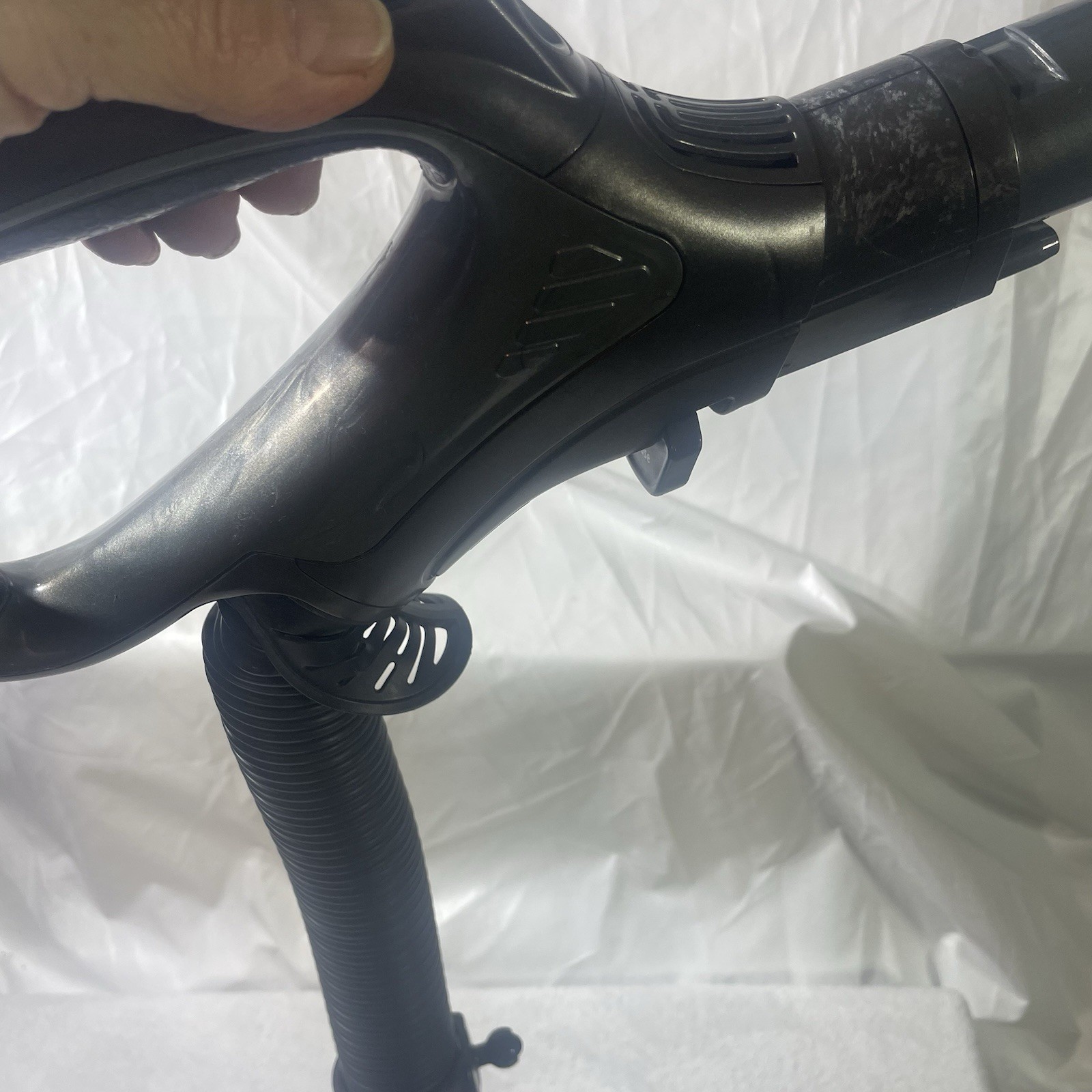 Shark AZ1002 40 Apex Duo Clean Vacuum Handle Suction Hose OEM