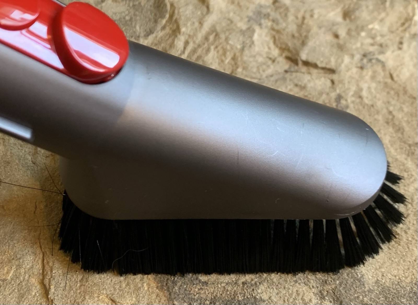 GENUINE Dyson V15 V11 V10 V8 V7 quick release Mini Soft Dusting Brush Tool. New